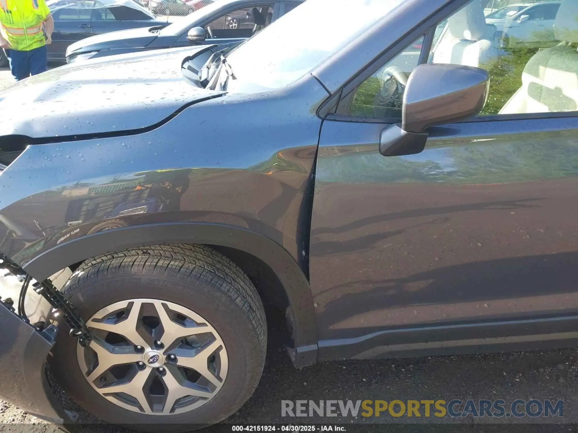 17 Photograph of a damaged car JF2SKACC8RH509283 SUBARU FORESTER 2024