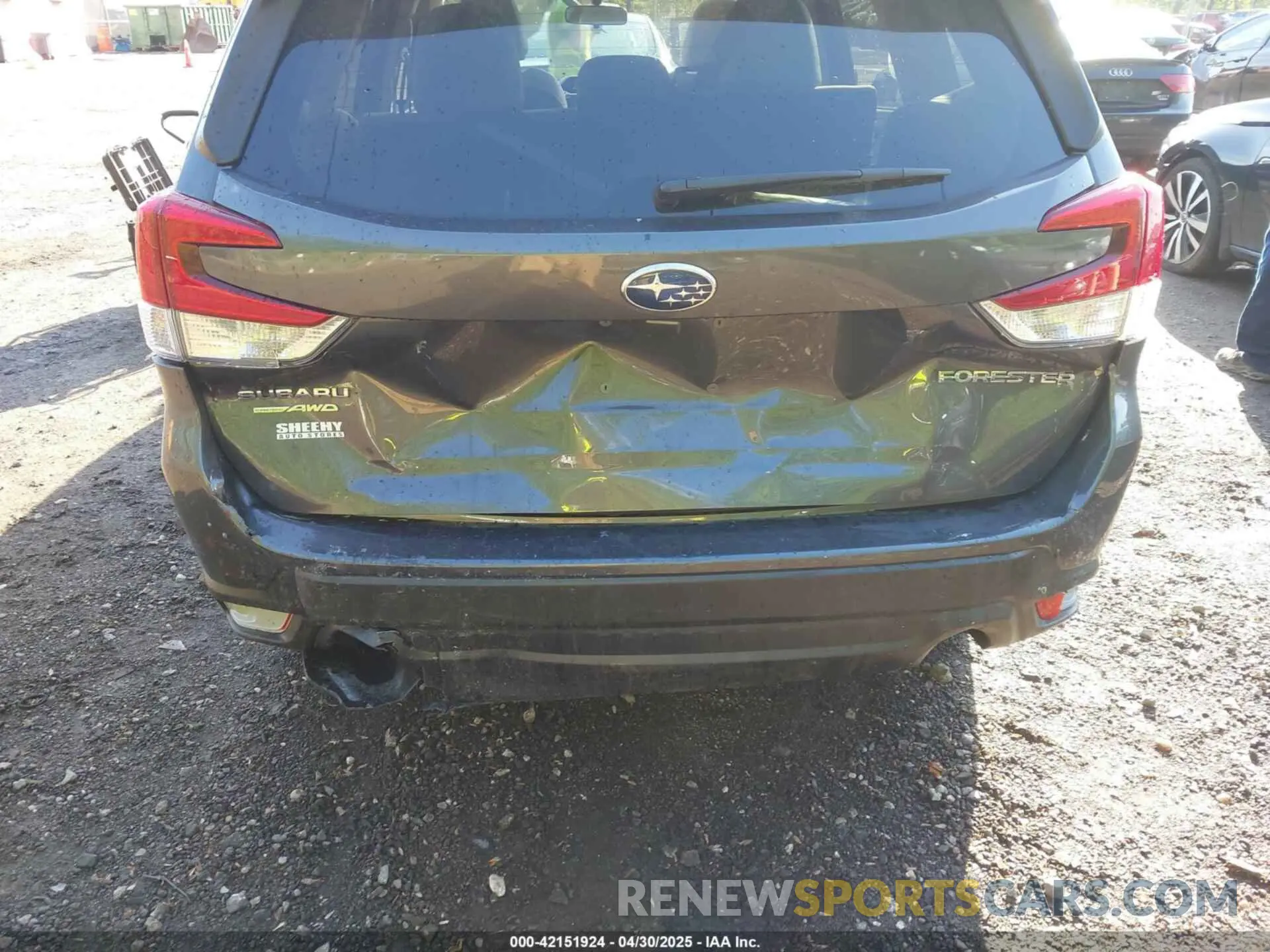 18 Photograph of a damaged car JF2SKACC8RH509283 SUBARU FORESTER 2024
