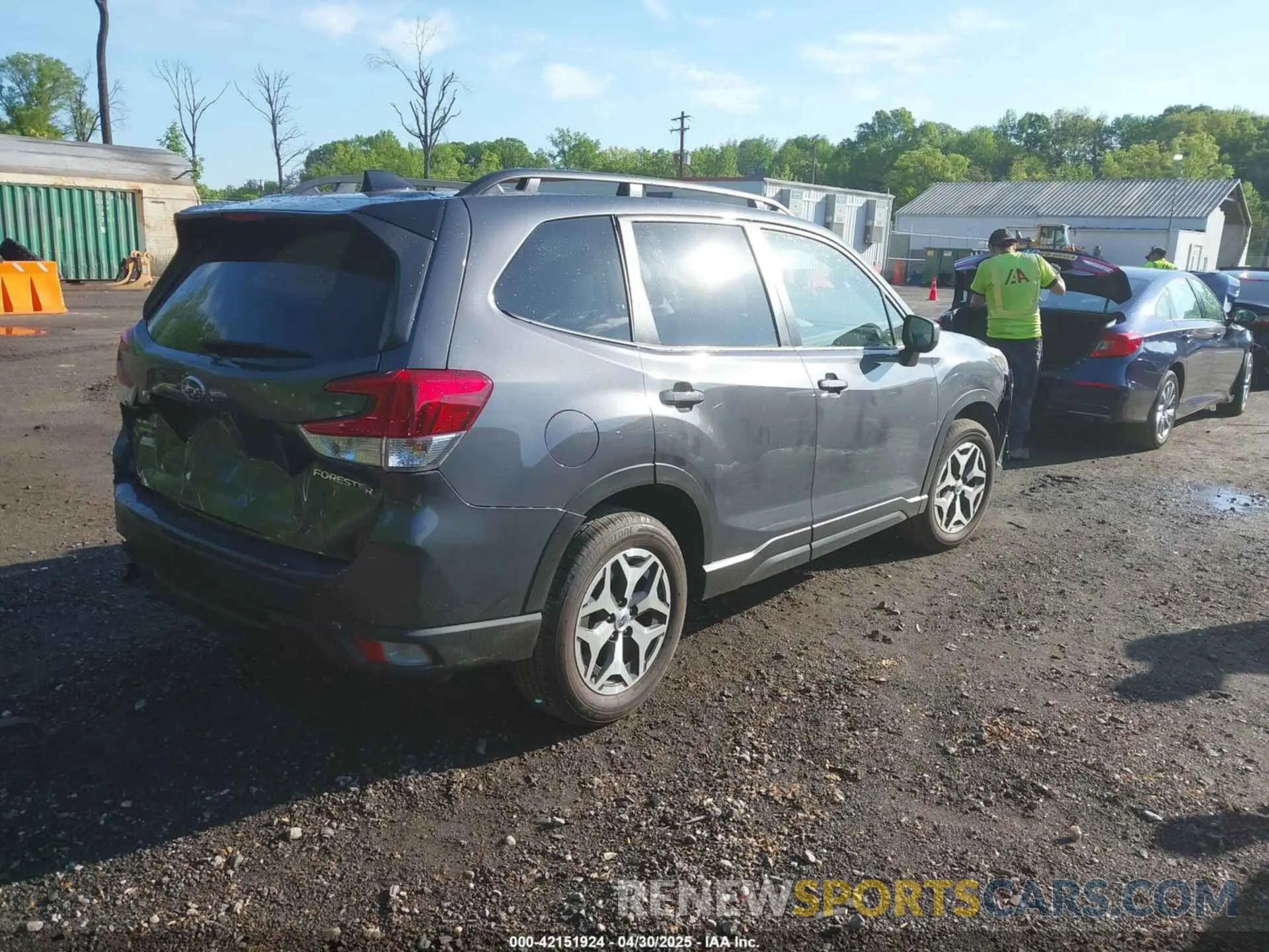 4 Photograph of a damaged car JF2SKACC8RH509283 SUBARU FORESTER 2024