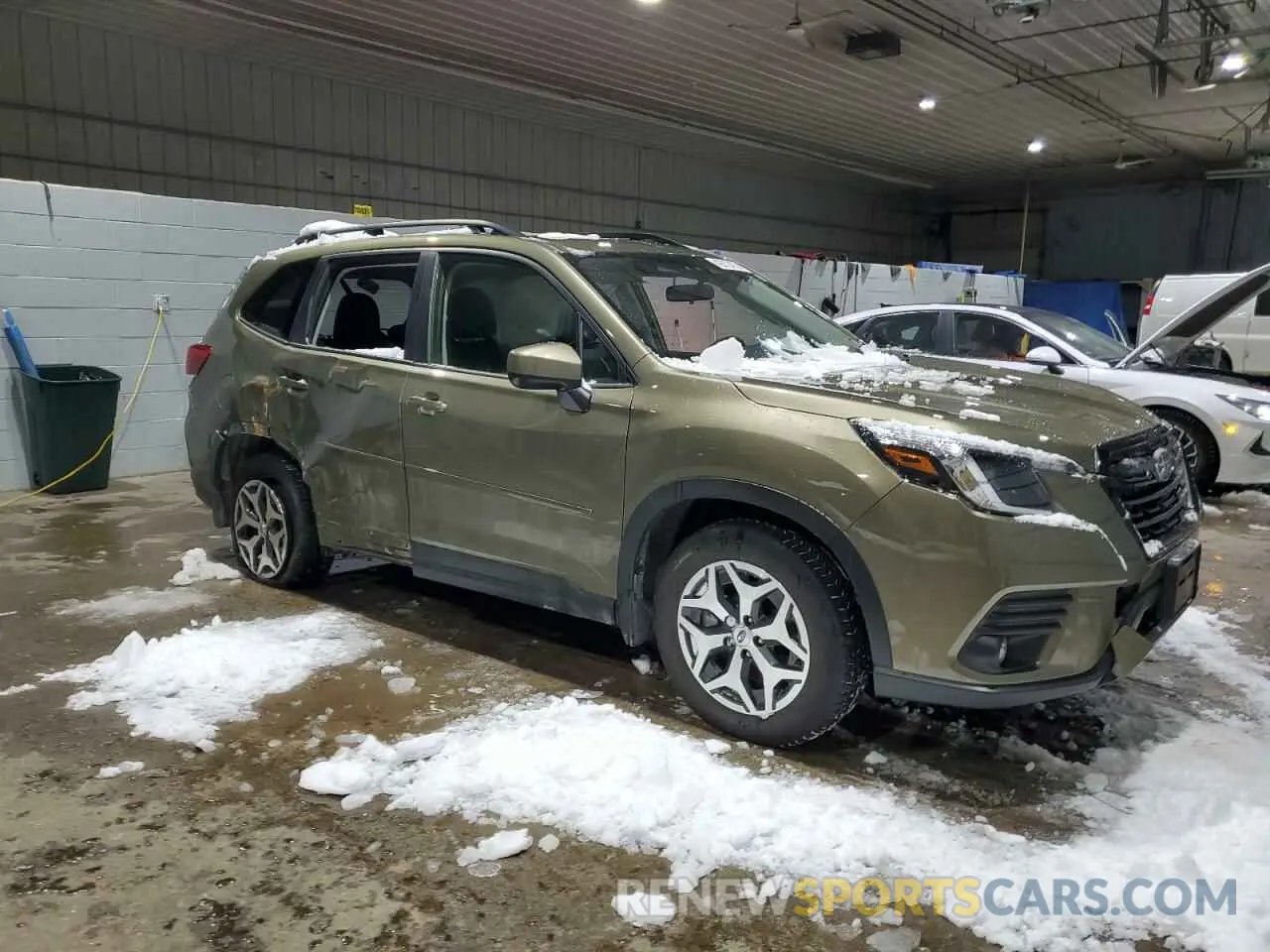 4 Photograph of a damaged car JF2SKADC0RH479789 SUBARU FORESTER 2024