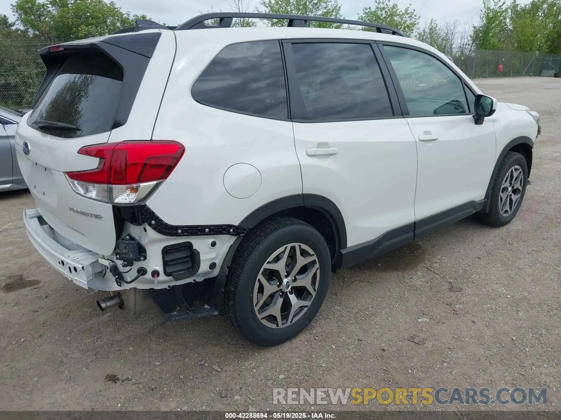 4 Photograph of a damaged car JF2SKADC1RH496259 SUBARU FORESTER 2024