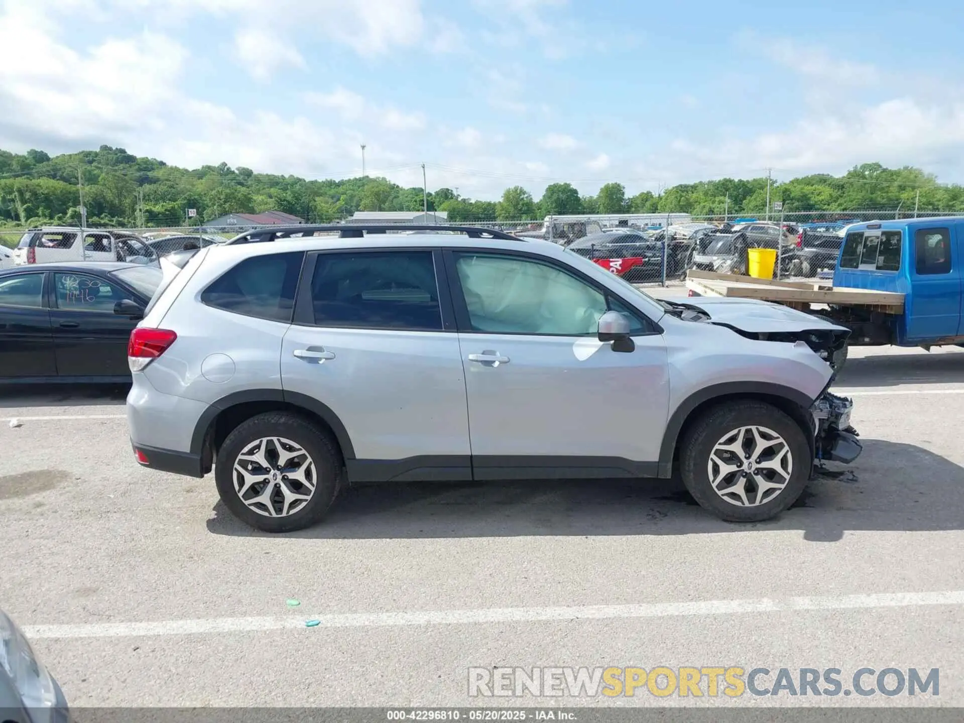 14 Photograph of a damaged car JF2SKADC6RH408211 SUBARU FORESTER 2024