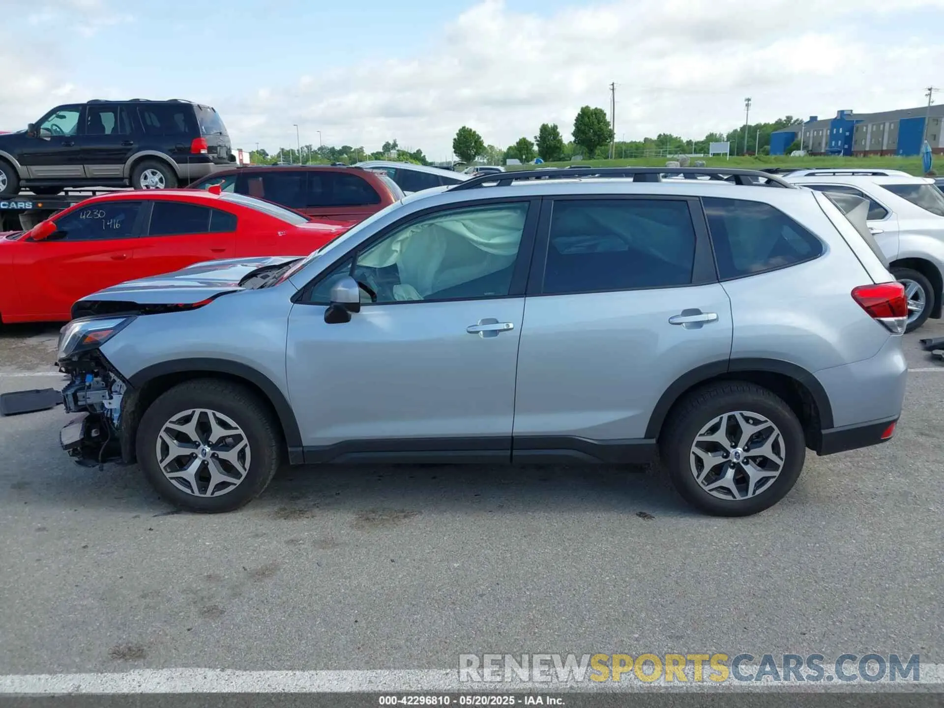 15 Photograph of a damaged car JF2SKADC6RH408211 SUBARU FORESTER 2024