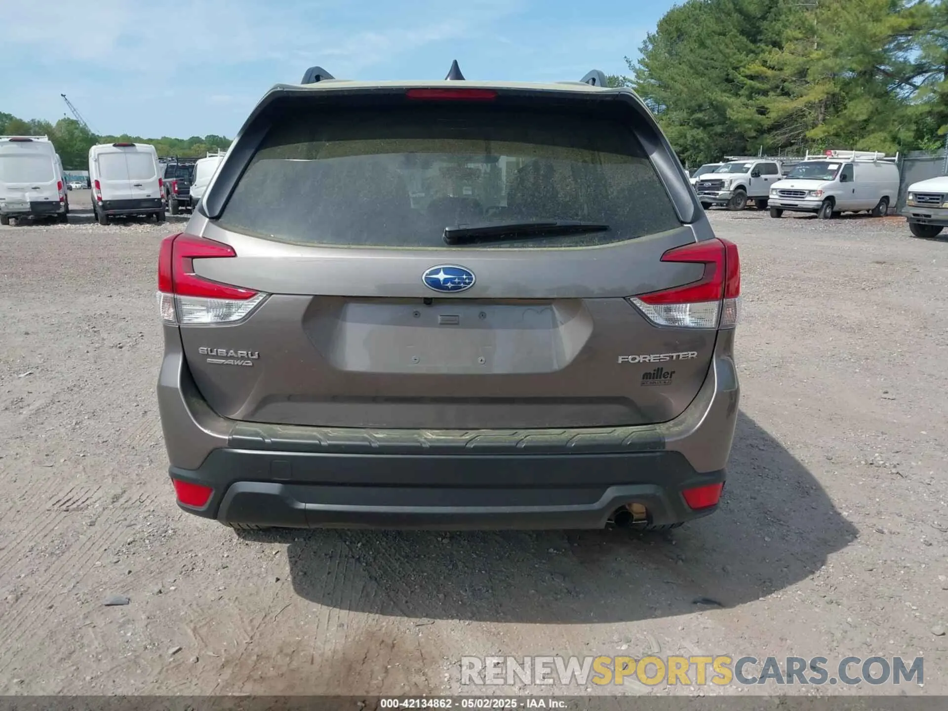 16 Photograph of a damaged car JF2SKADC9RH438772 SUBARU FORESTER 2024