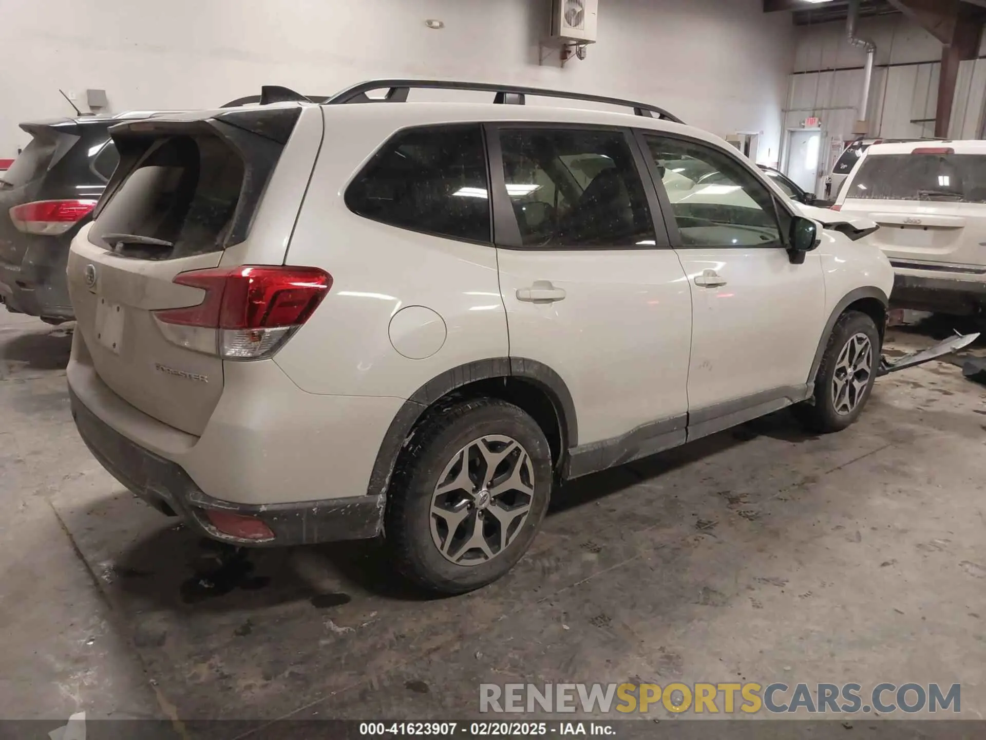 4 Photograph of a damaged car JF2SKADC9RH470993 SUBARU FORESTER 2024