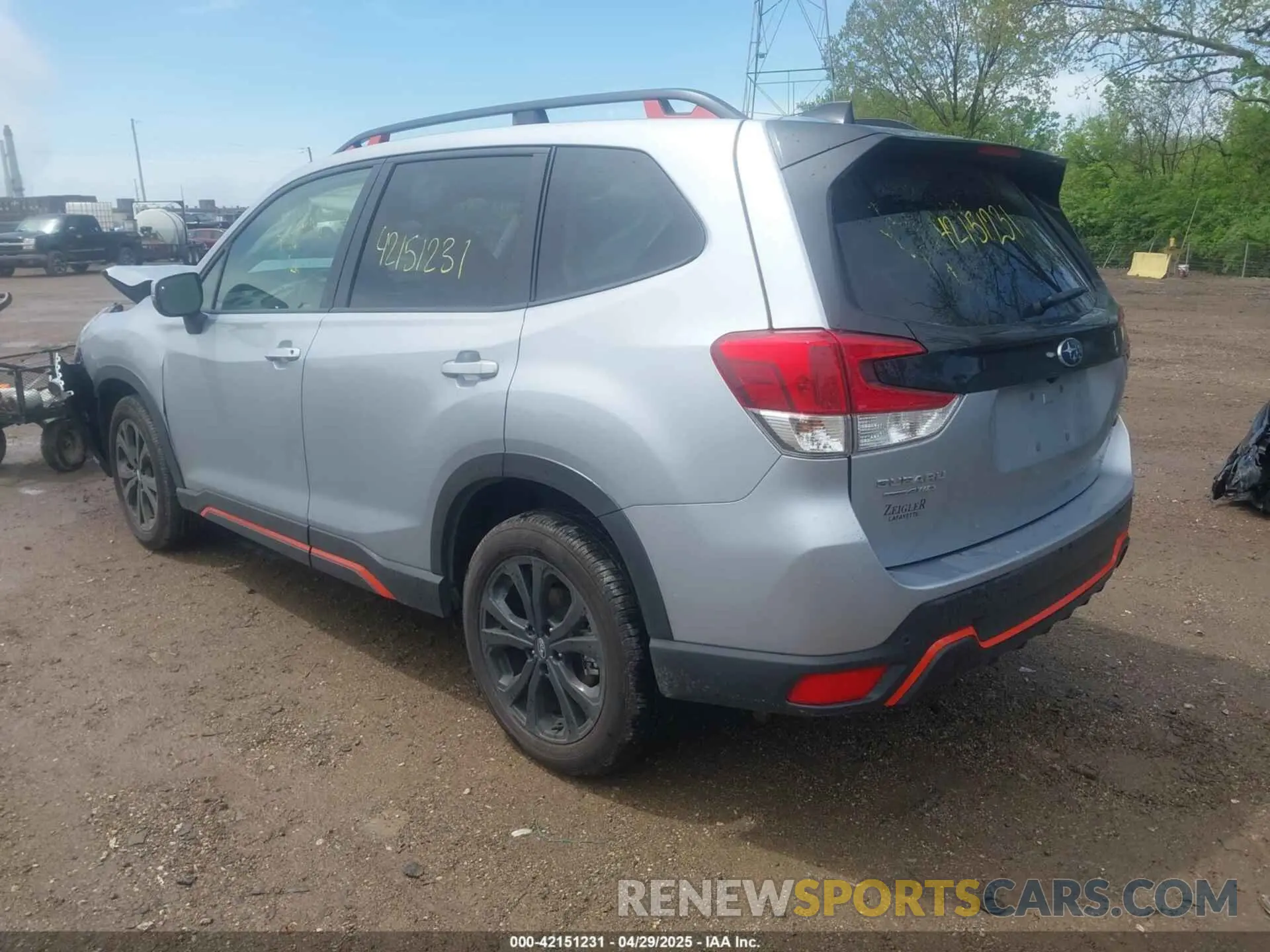 3 Photograph of a damaged car JF2SKAGC9RH440114 SUBARU FORESTER 2024