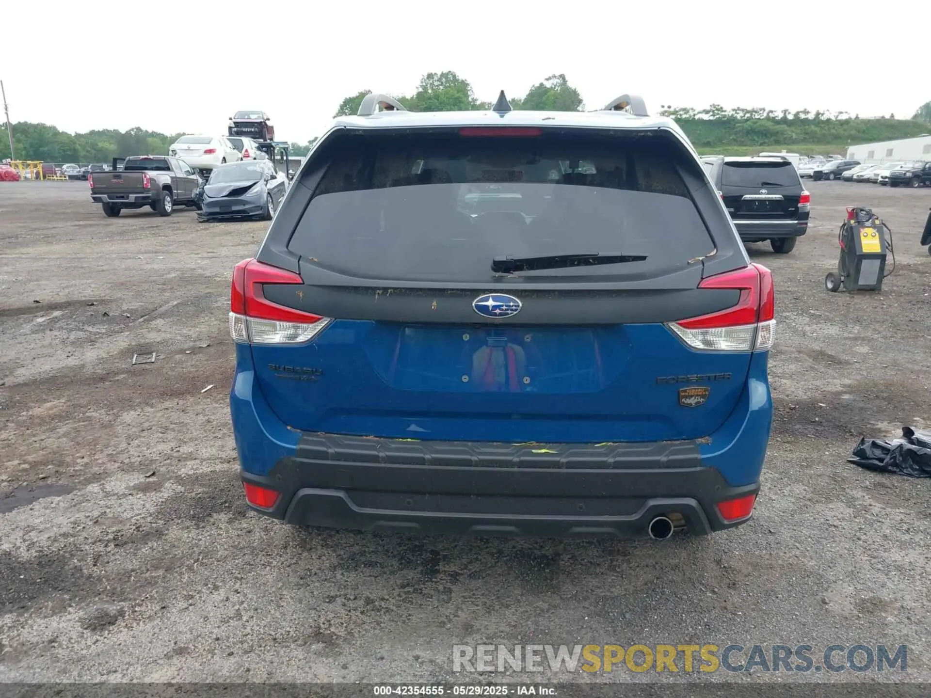 16 Photograph of a damaged car JF2SKAJC1RH523335 SUBARU FORESTER 2024