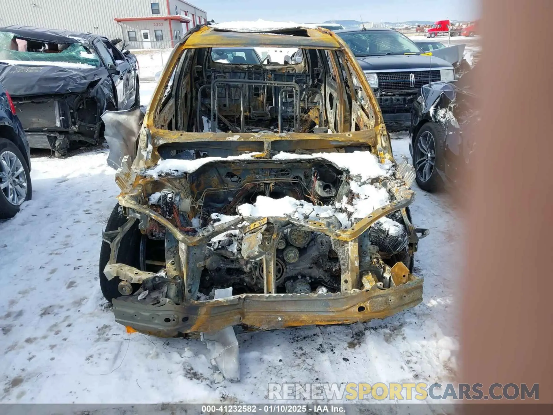 11 Photograph of a damaged car JF2SKAJCXRH461885 SUBARU FORESTER 2024