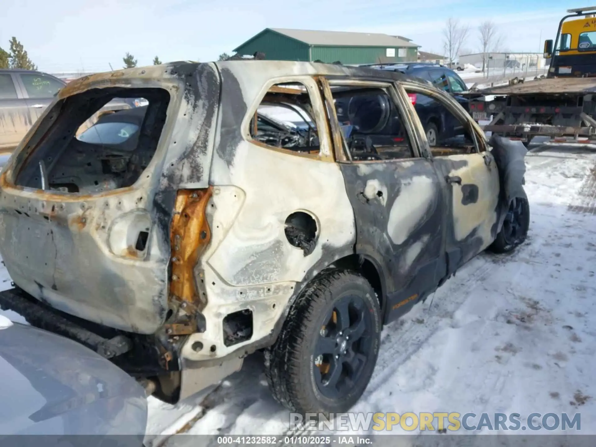 4 Photograph of a damaged car JF2SKAJCXRH461885 SUBARU FORESTER 2024