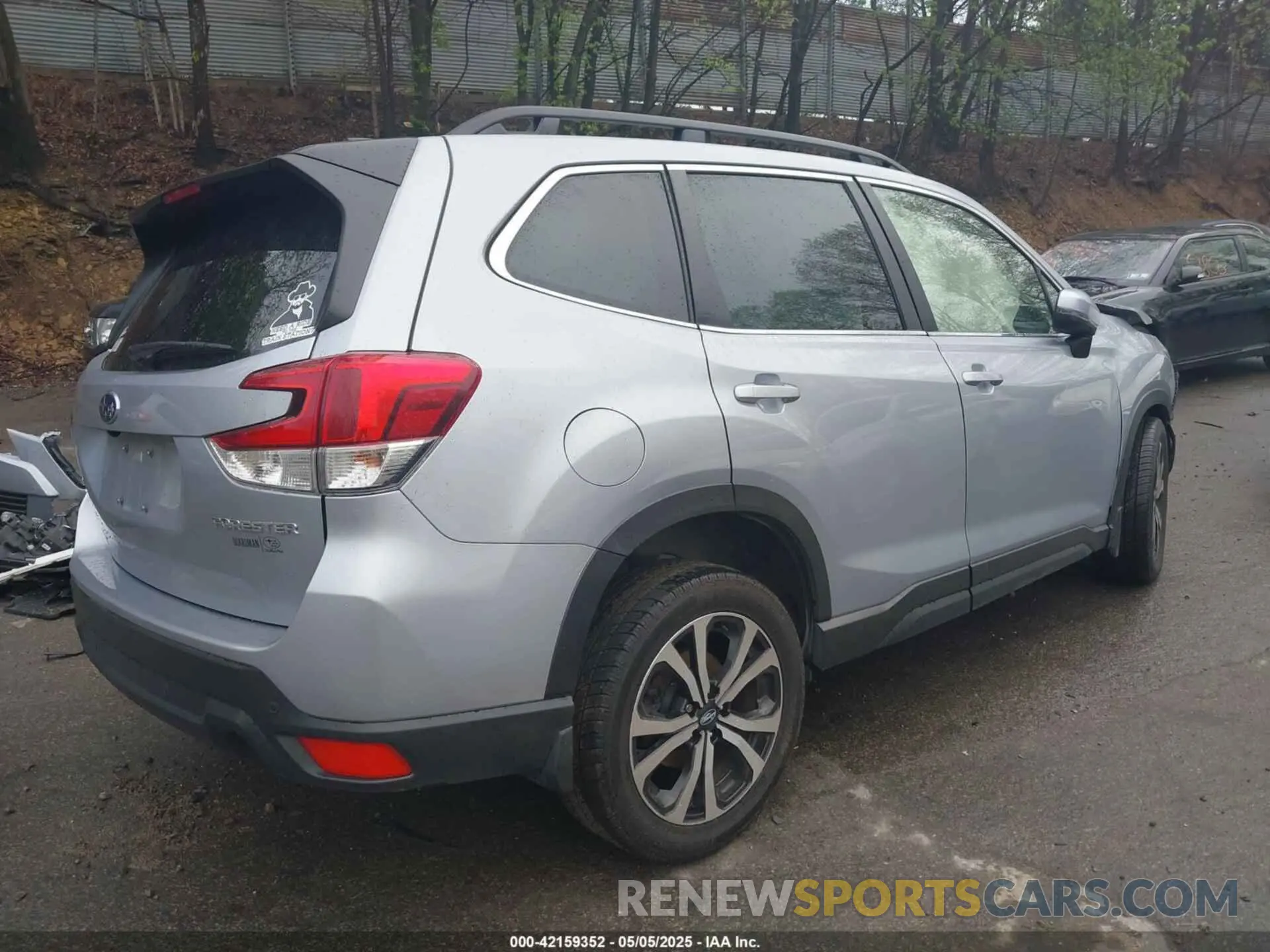 4 Photograph of a damaged car JF2SKALC0RH418279 SUBARU FORESTER 2024