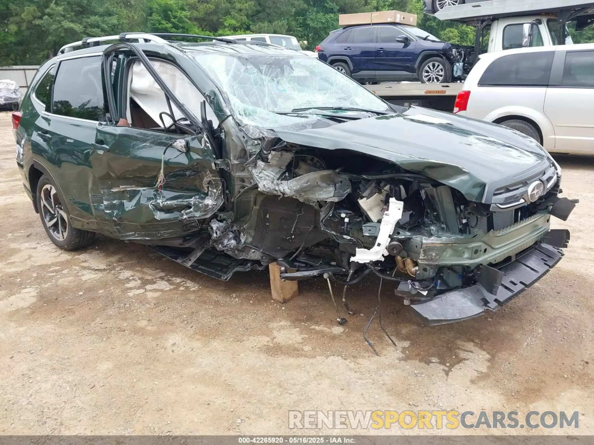 1 Photograph of a damaged car JF2SKAMC7RH460687 SUBARU FORESTER 2024