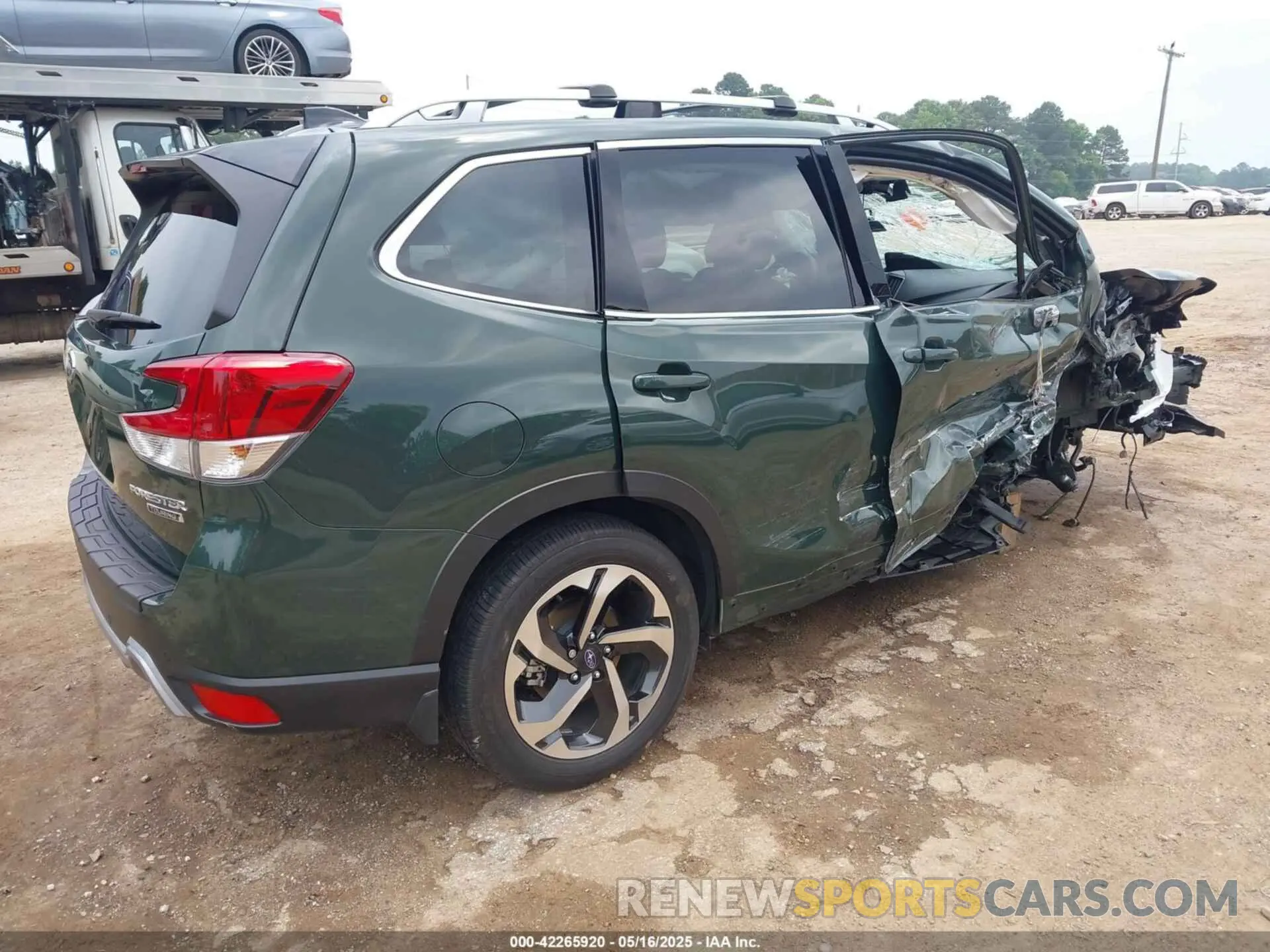 4 Photograph of a damaged car JF2SKAMC7RH460687 SUBARU FORESTER 2024