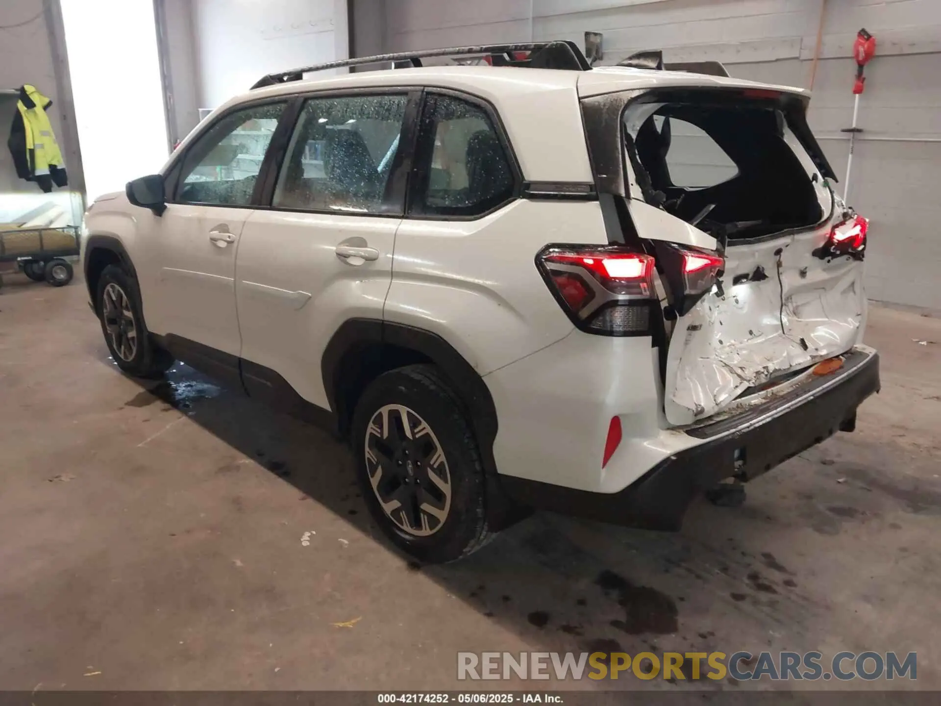 3 Photograph of a damaged car JF2SLDAC7SH453392 SUBARU FORESTER 2025