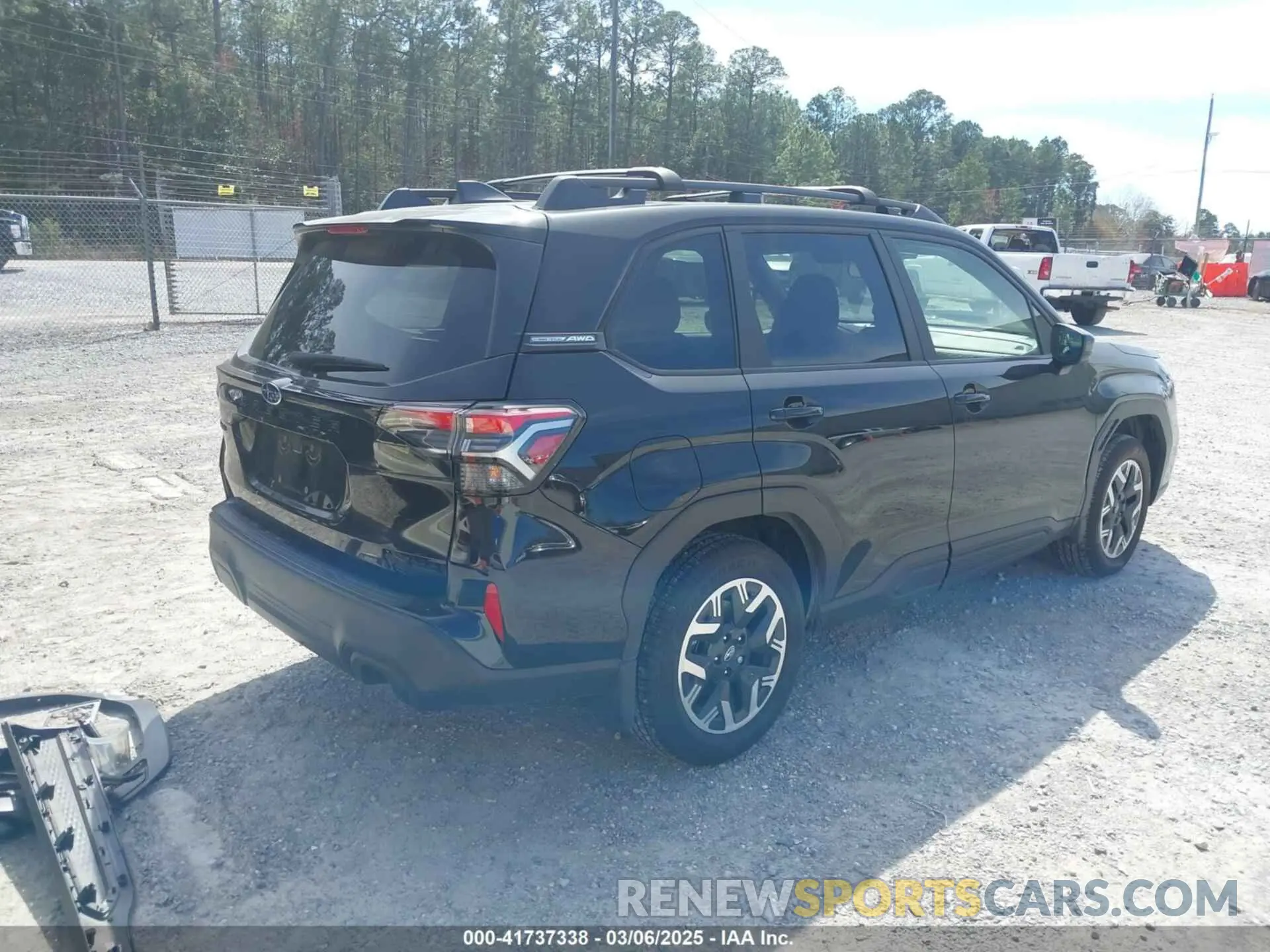 4 Photograph of a damaged car JF2SLDBC1SH444718 SUBARU FORESTER 2025