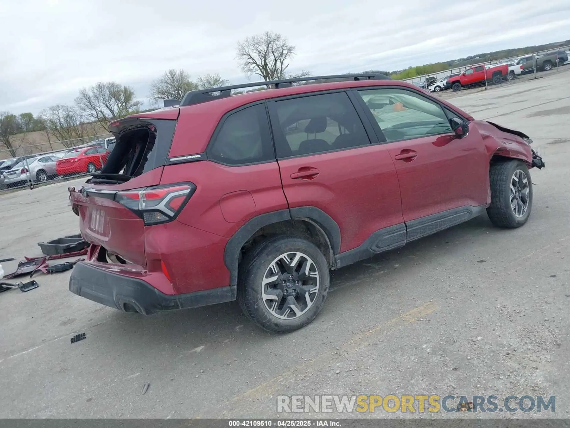 4 Photograph of a damaged car JF2SLDDC2SH417217 SUBARU FORESTER 2025