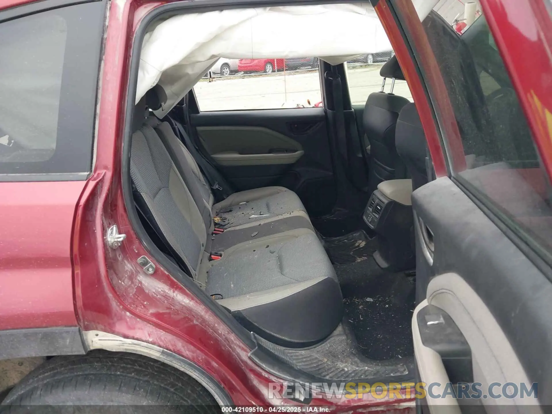 8 Photograph of a damaged car JF2SLDDC2SH417217 SUBARU FORESTER 2025