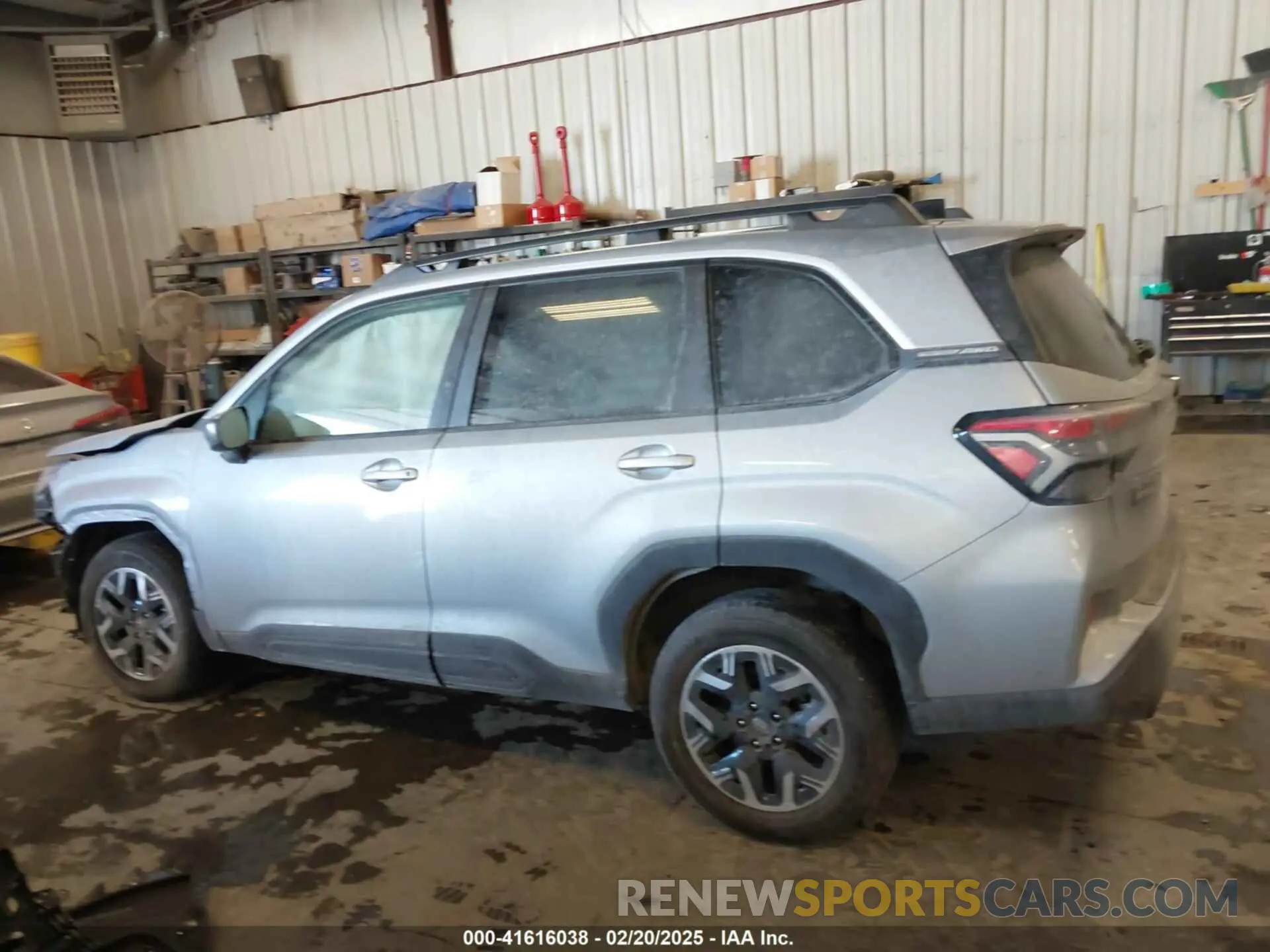 15 Photograph of a damaged car JF2SLDDC5SH500527 SUBARU FORESTER 2025
