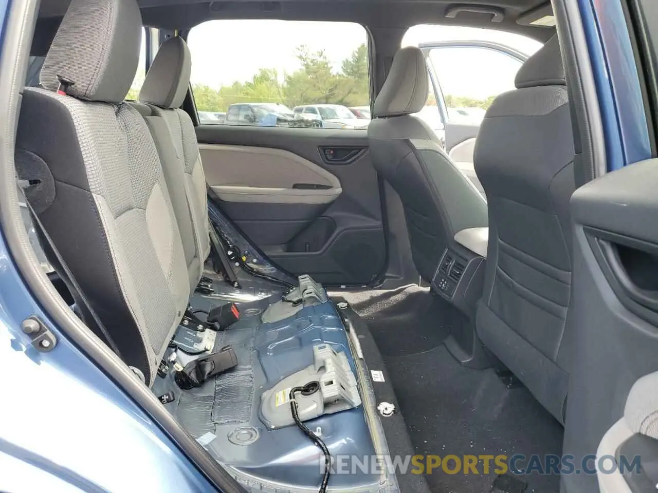 11 Photograph of a damaged car JF2SLDDC6SH467294 SUBARU FORESTER 2025