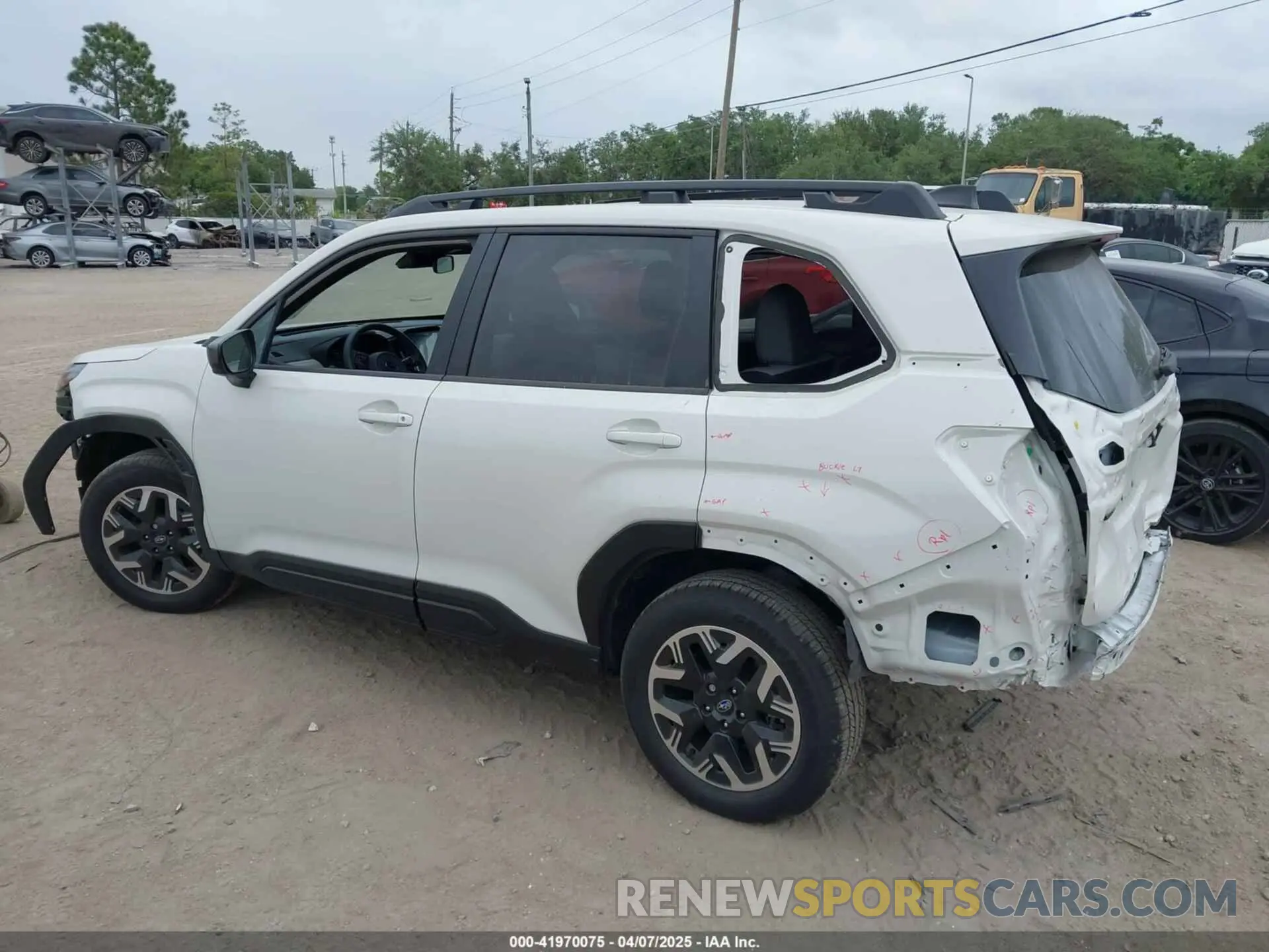 15 Photograph of a damaged car JF2SLDDC6SH490588 SUBARU FORESTER 2025