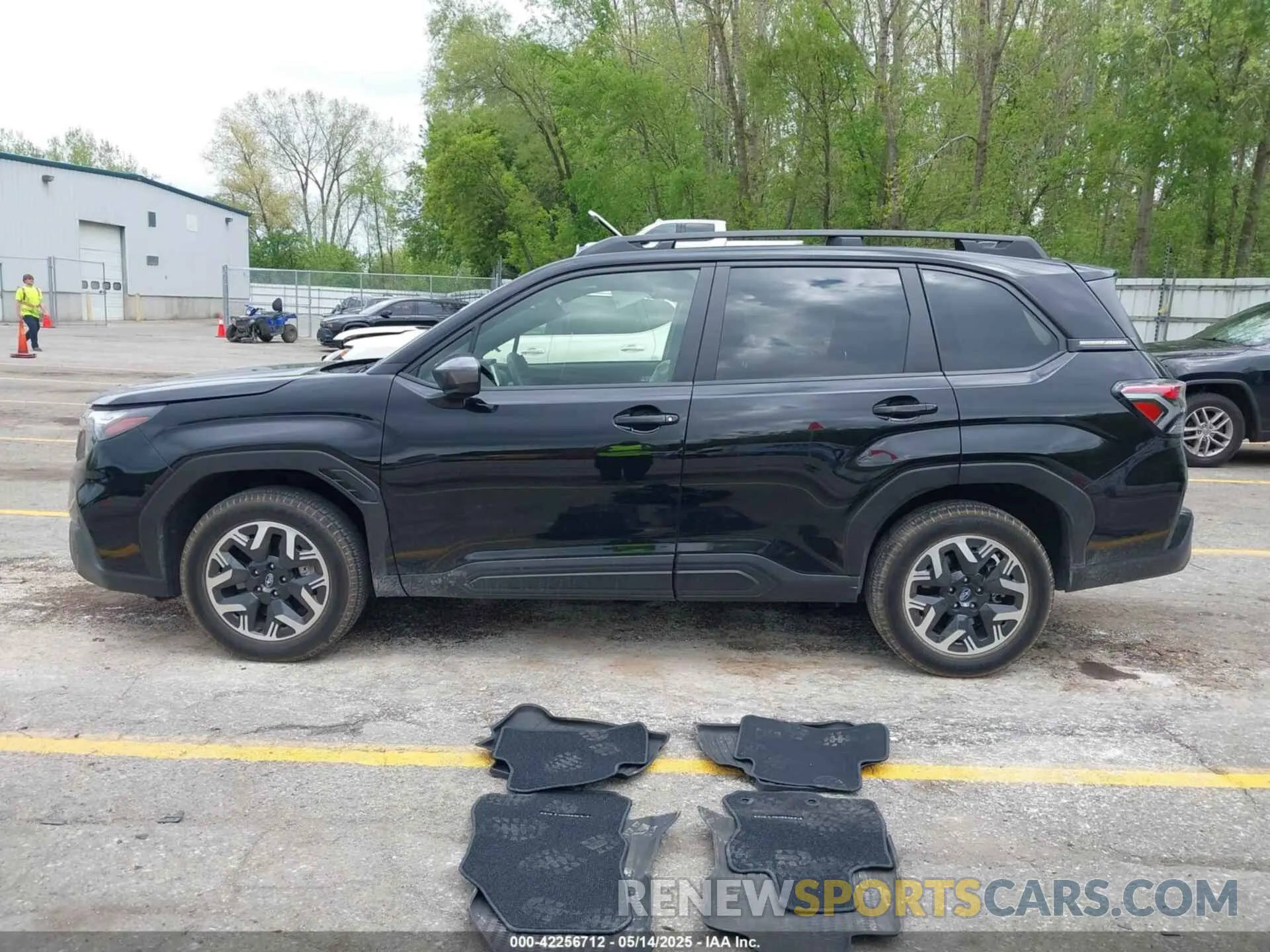 15 Photograph of a damaged car JF2SLDDC8SH412409 SUBARU FORESTER 2025