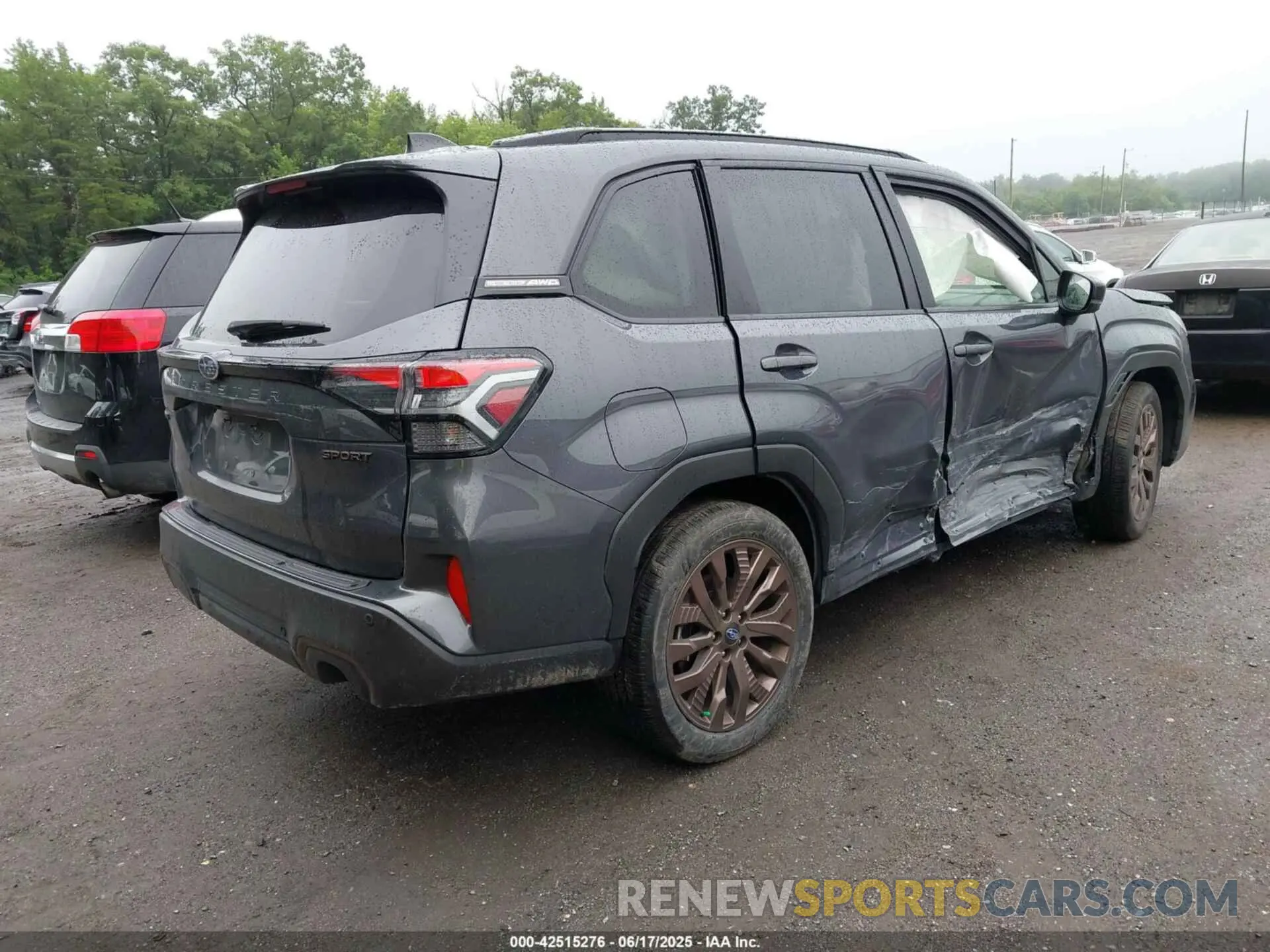 4 Photograph of a damaged car JF2SLDHC3SH449362 SUBARU FORESTER 2025
