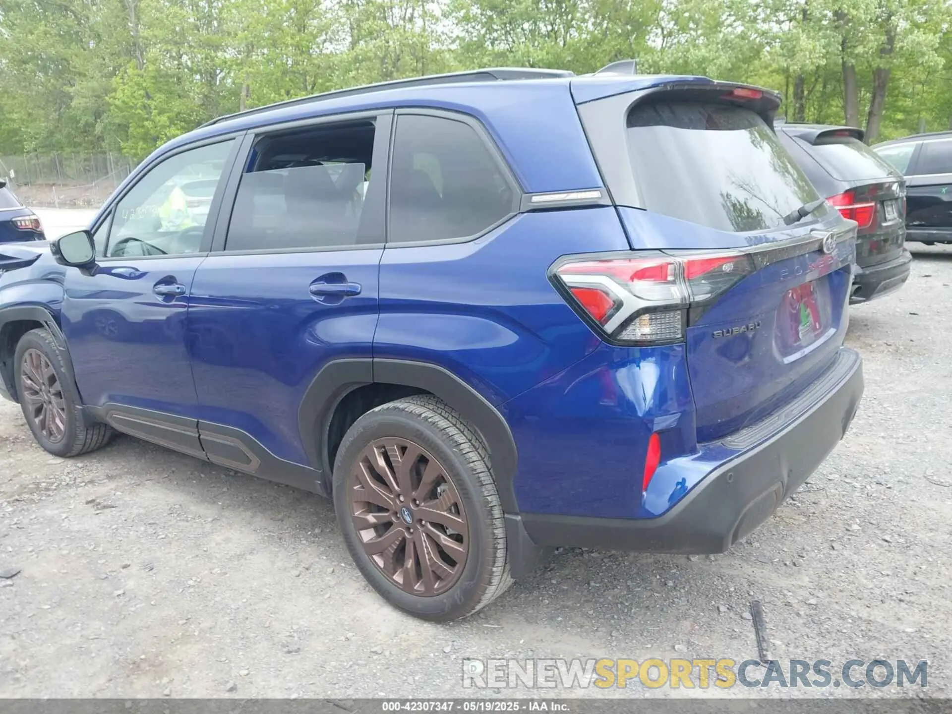 3 Photograph of a damaged car JF2SLDHC7SH470442 SUBARU FORESTER 2025