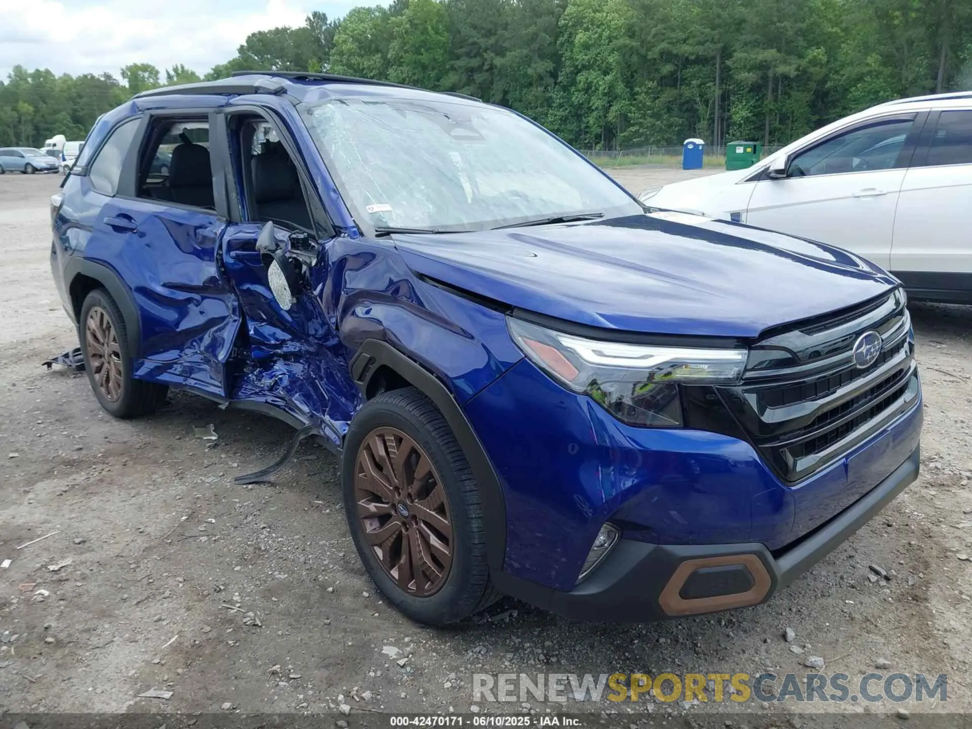 1 Photograph of a damaged car JF2SLDHC9SH420996 SUBARU FORESTER 2025