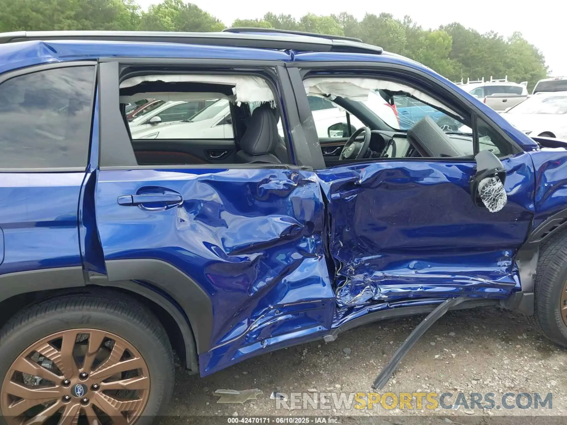 14 Photograph of a damaged car JF2SLDHC9SH420996 SUBARU FORESTER 2025