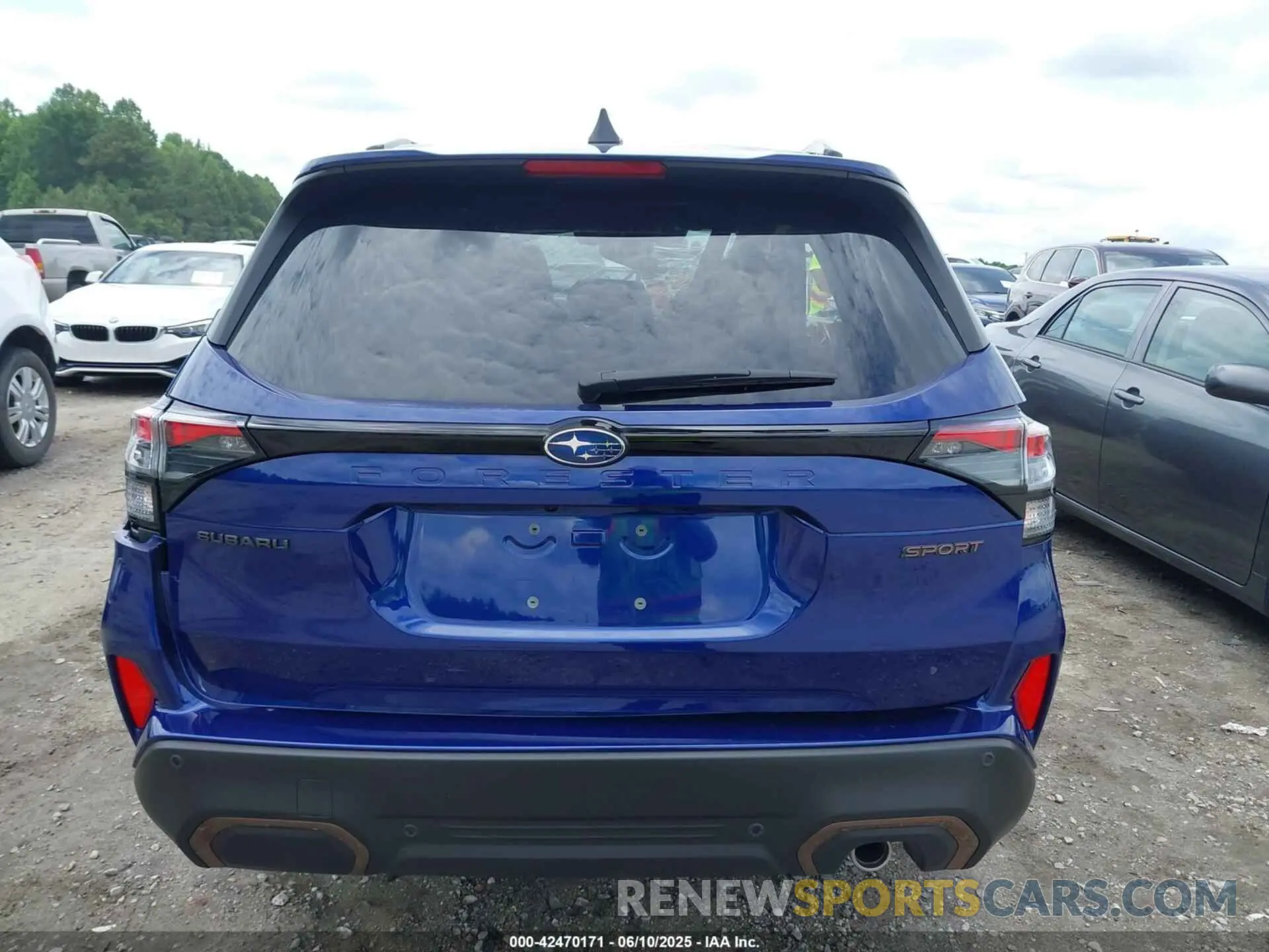 17 Photograph of a damaged car JF2SLDHC9SH420996 SUBARU FORESTER 2025