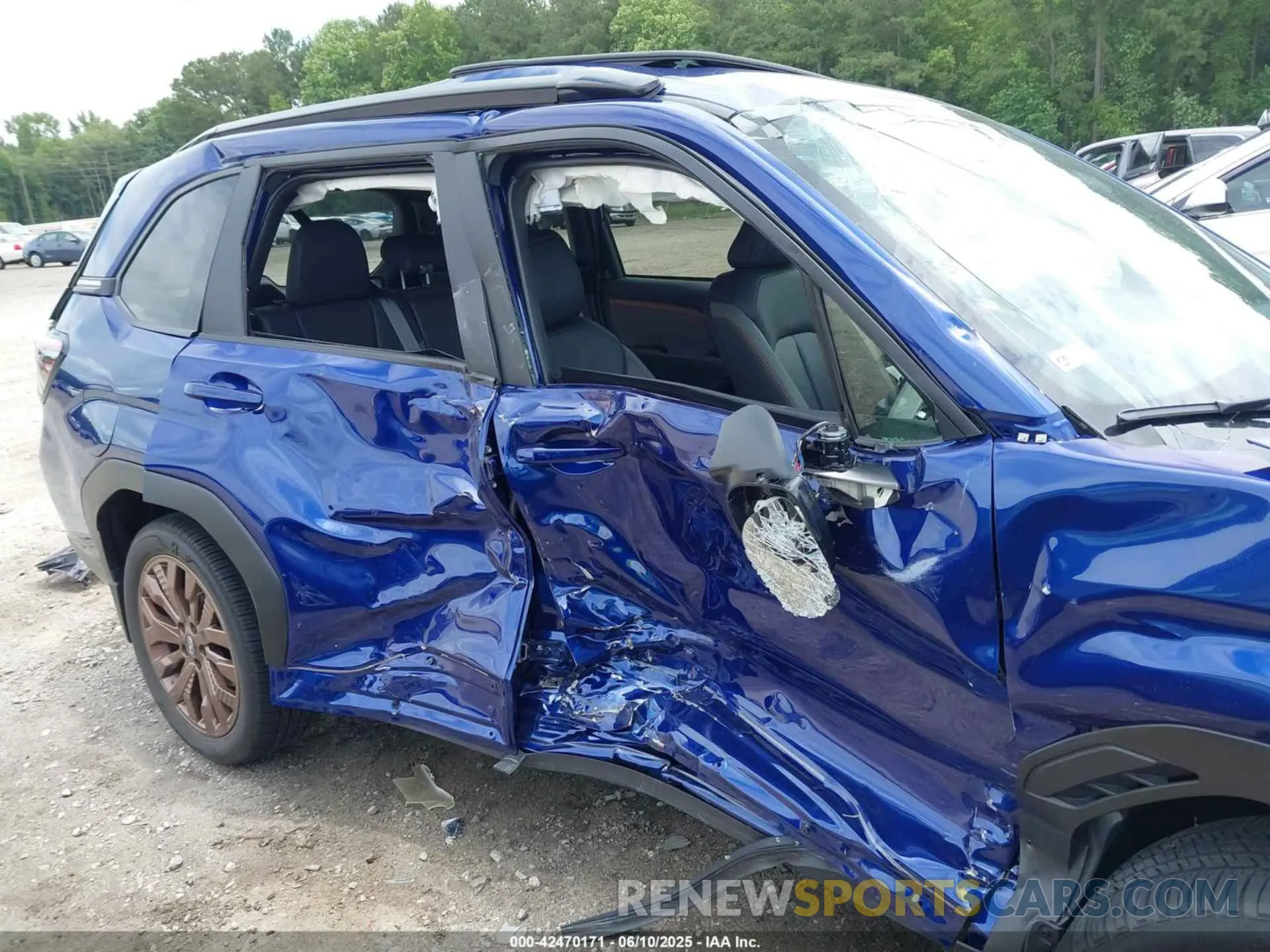 6 Photograph of a damaged car JF2SLDHC9SH420996 SUBARU FORESTER 2025