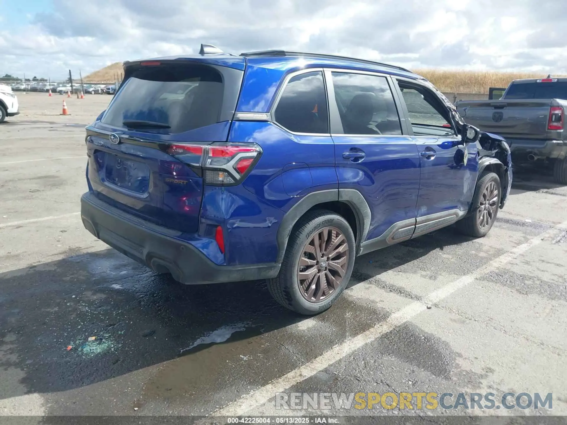 4 Photograph of a damaged car JF2SLDHCXSH443638 SUBARU FORESTER 2025