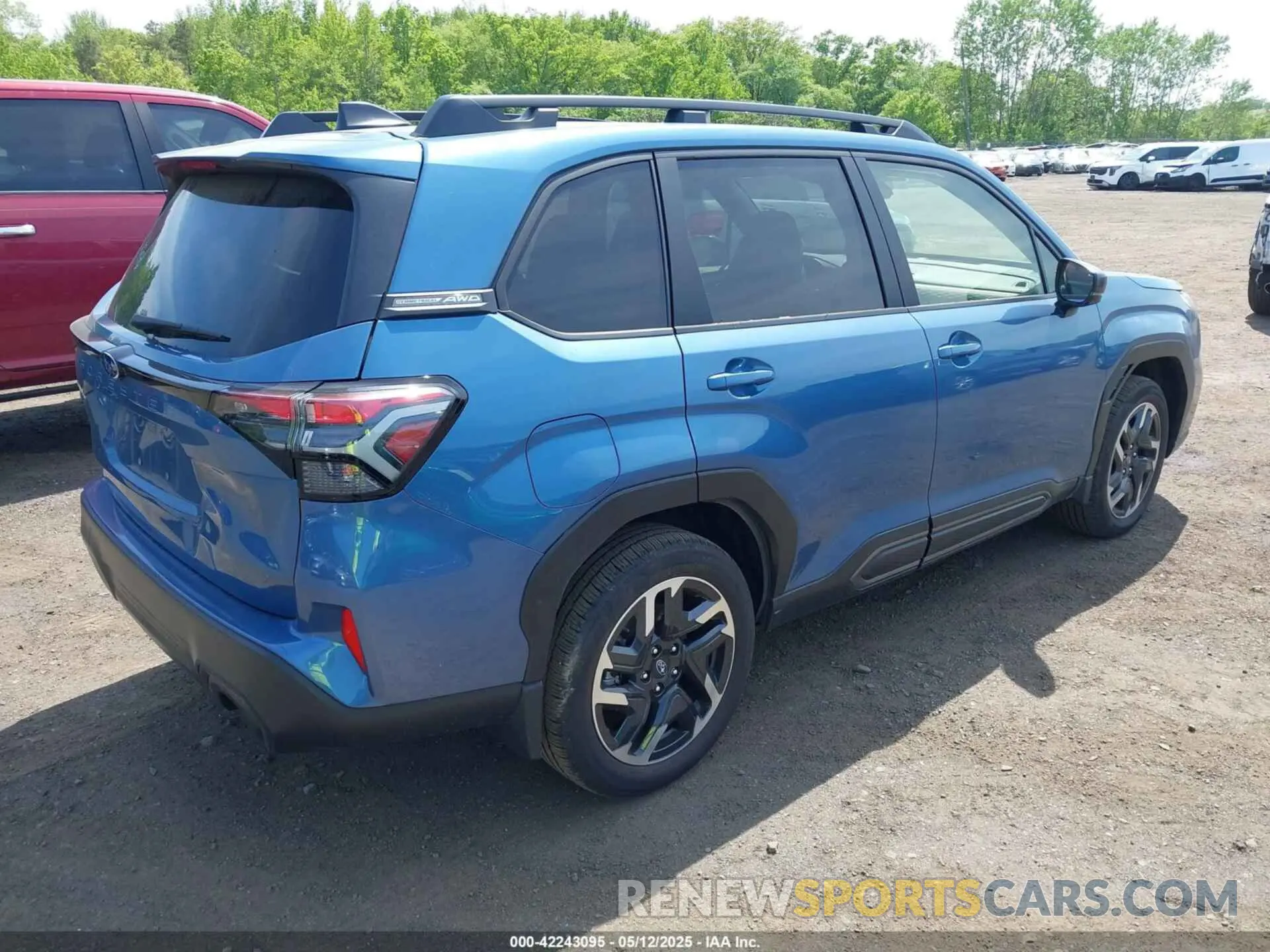 4 Photograph of a damaged car JF2SLDNC1SH420415 SUBARU FORESTER 2025
