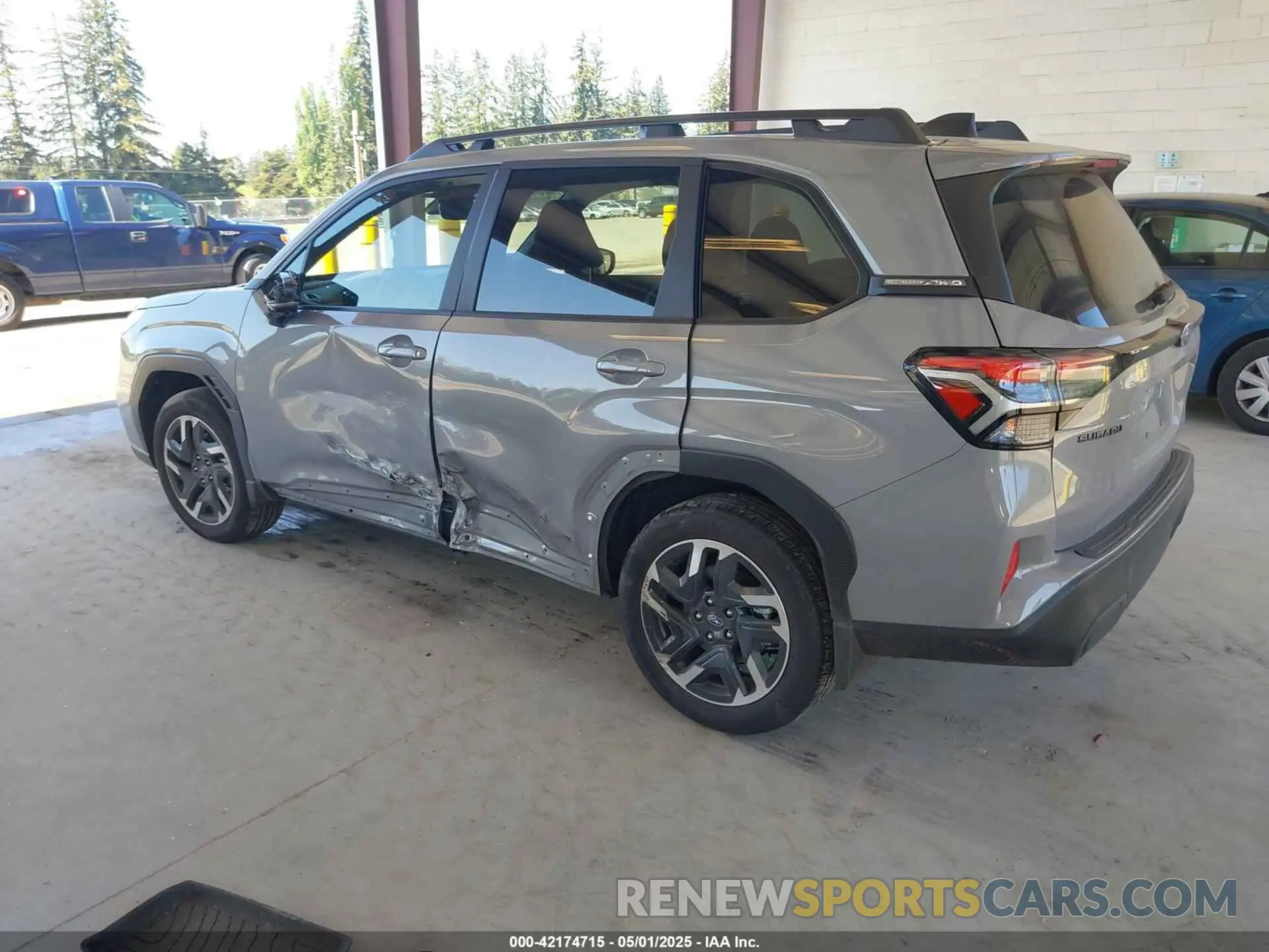 3 Photograph of a damaged car JF2SLDNC4SH529757 SUBARU FORESTER 2025