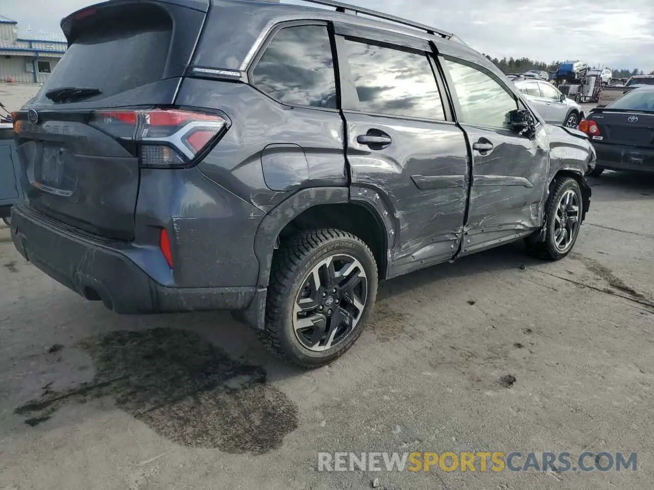 3 Photograph of a damaged car JF2SLDNC5SH443423 SUBARU FORESTER 2025