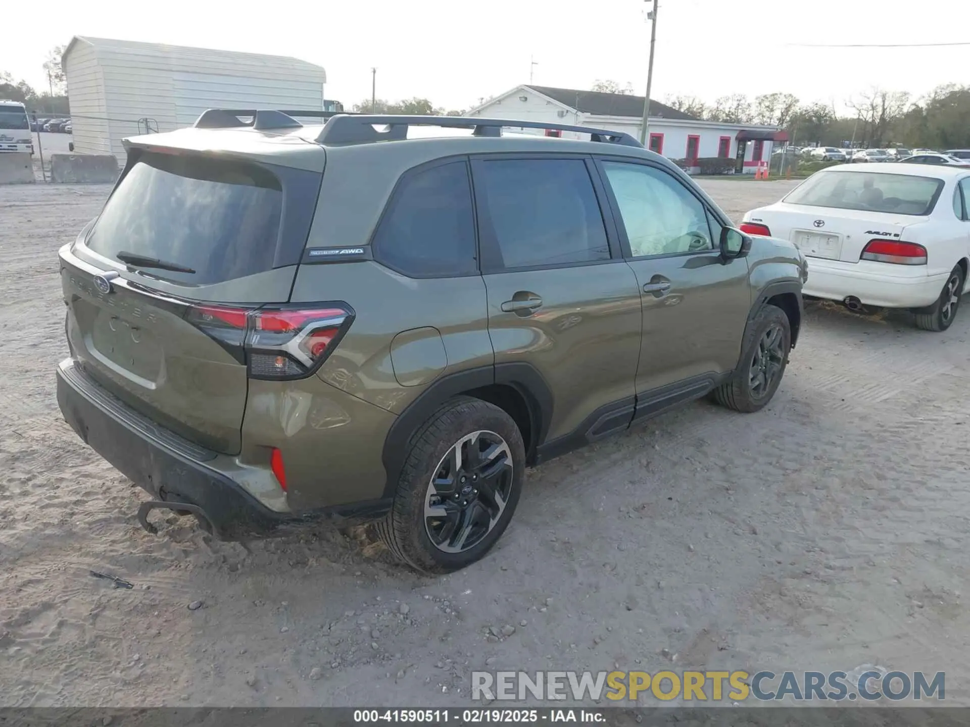4 Photograph of a damaged car JF2SLDRC1SH484884 SUBARU FORESTER 2025