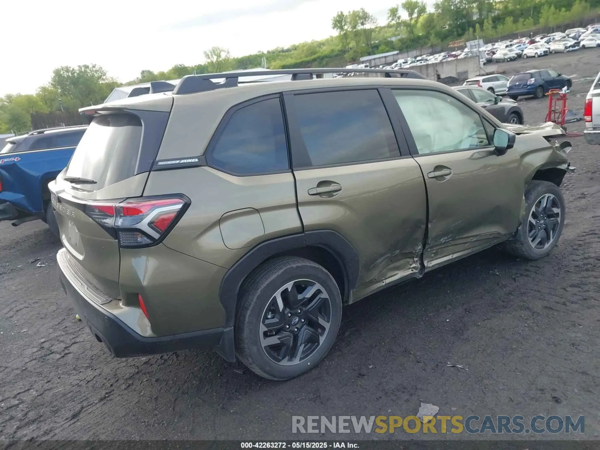 4 Photograph of a damaged car JF2SLDRC6SH475095 SUBARU FORESTER 2025