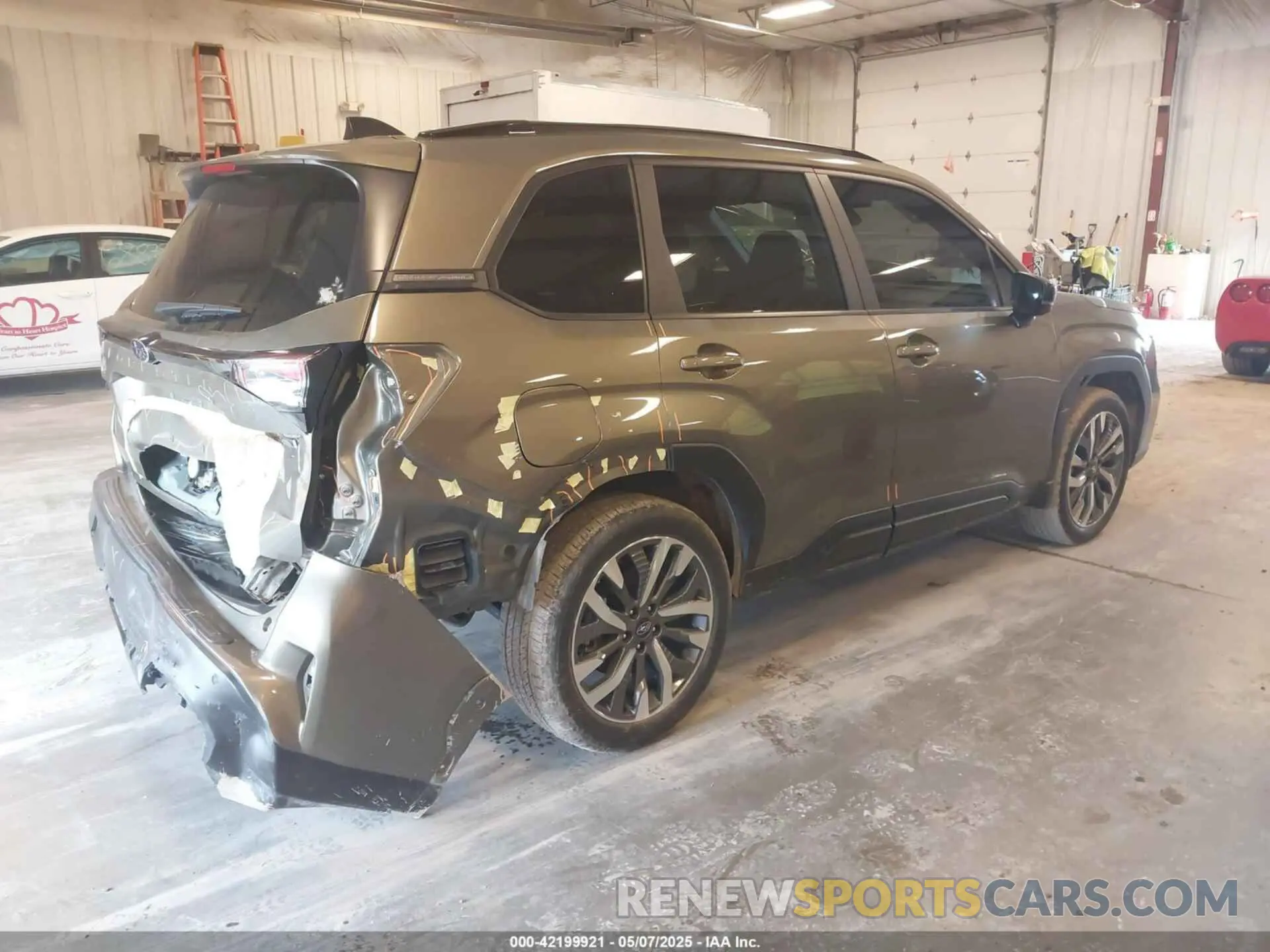 4 Photograph of a damaged car JF2SLDTC2SH457332 SUBARU FORESTER 2025