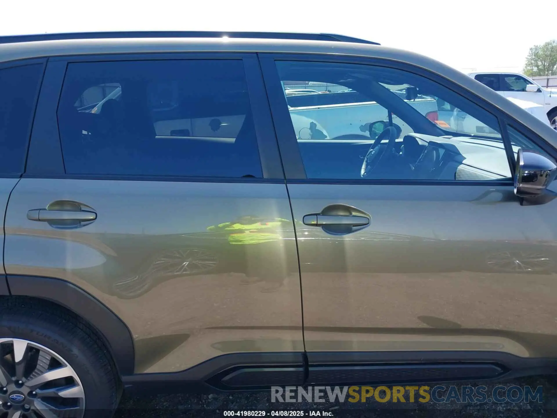 14 Photograph of a damaged car JF2SLDTC8SH495227 SUBARU FORESTER 2025