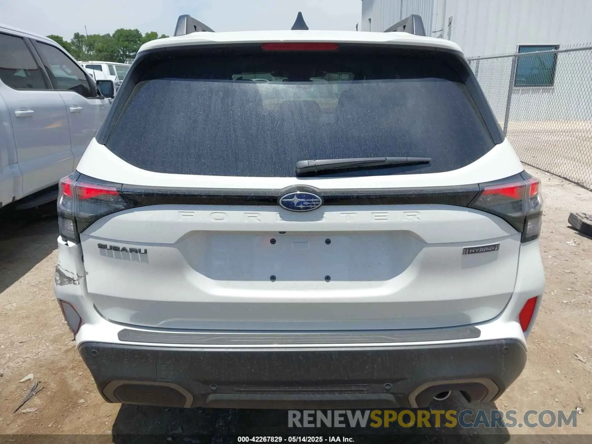 16 Photograph of a damaged car JF2SLSRD6SH405142 SUBARU FORESTER 2025
