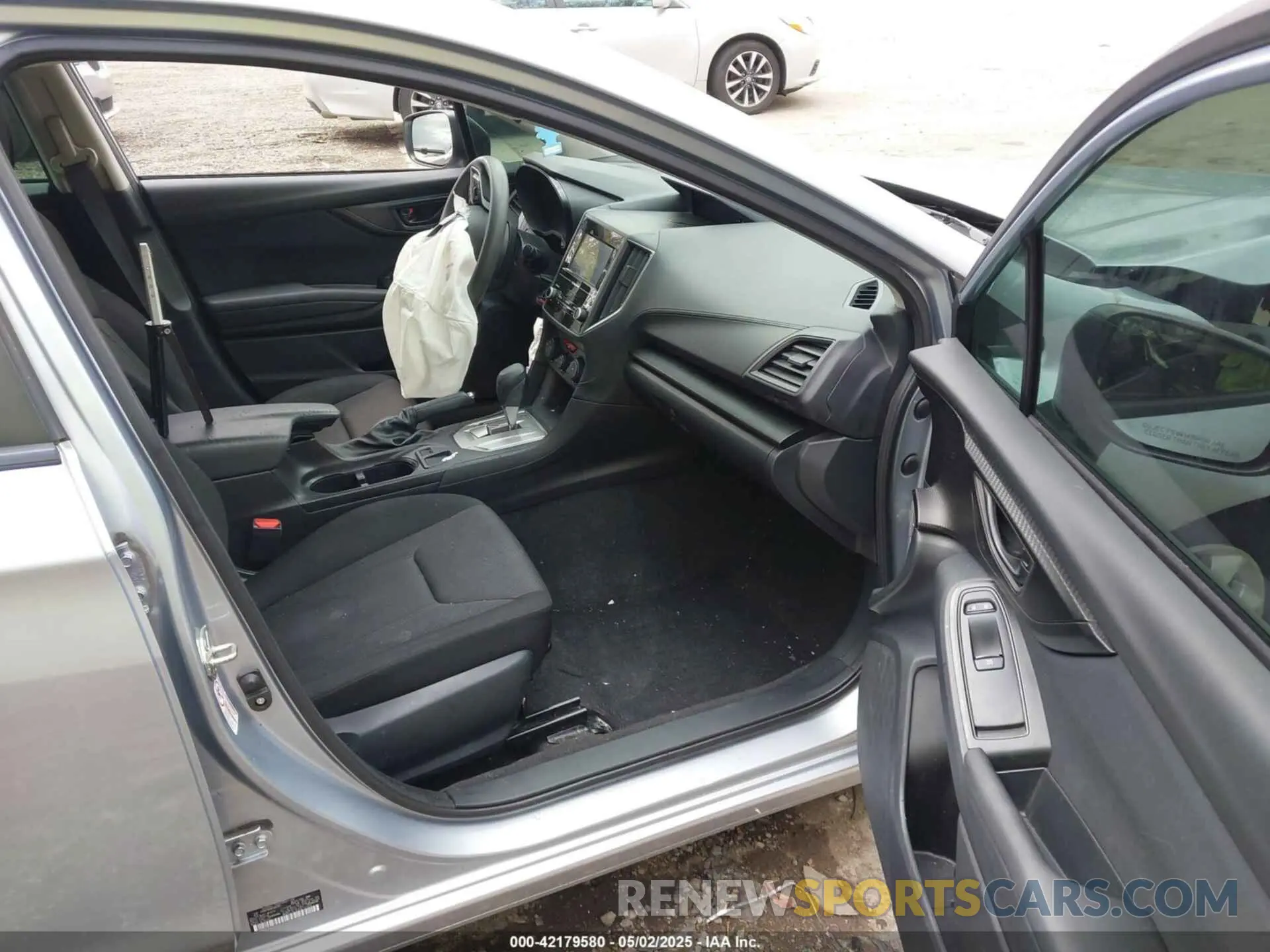 5 Photograph of a damaged car 4S3GKAA6XK3607865 SUBARU IMPREZA 2019