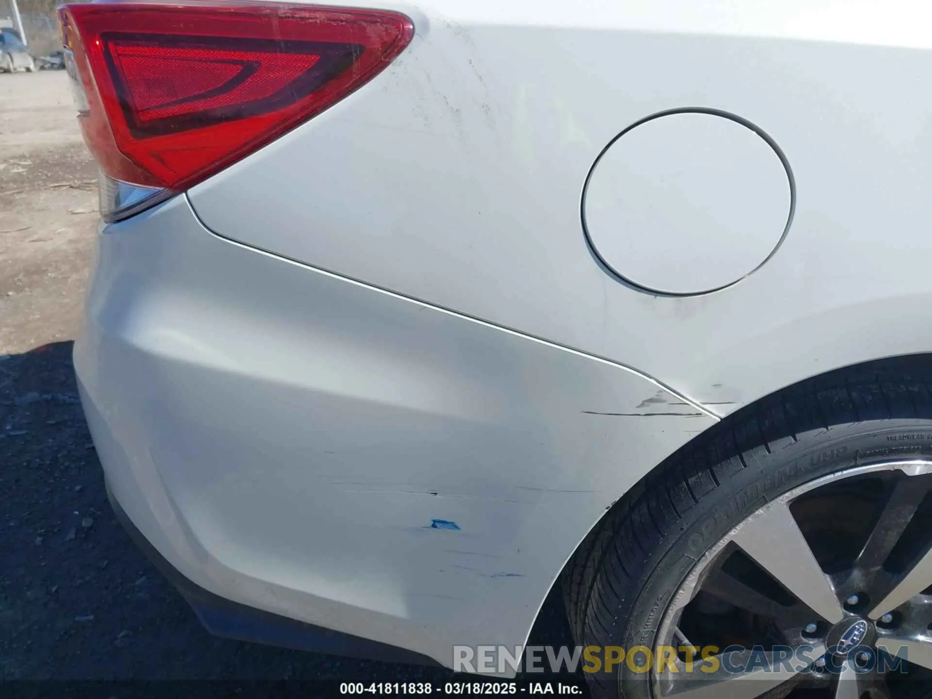 17 Photograph of a damaged car 4S3GKAJ64K3615685 SUBARU IMPREZA 2019