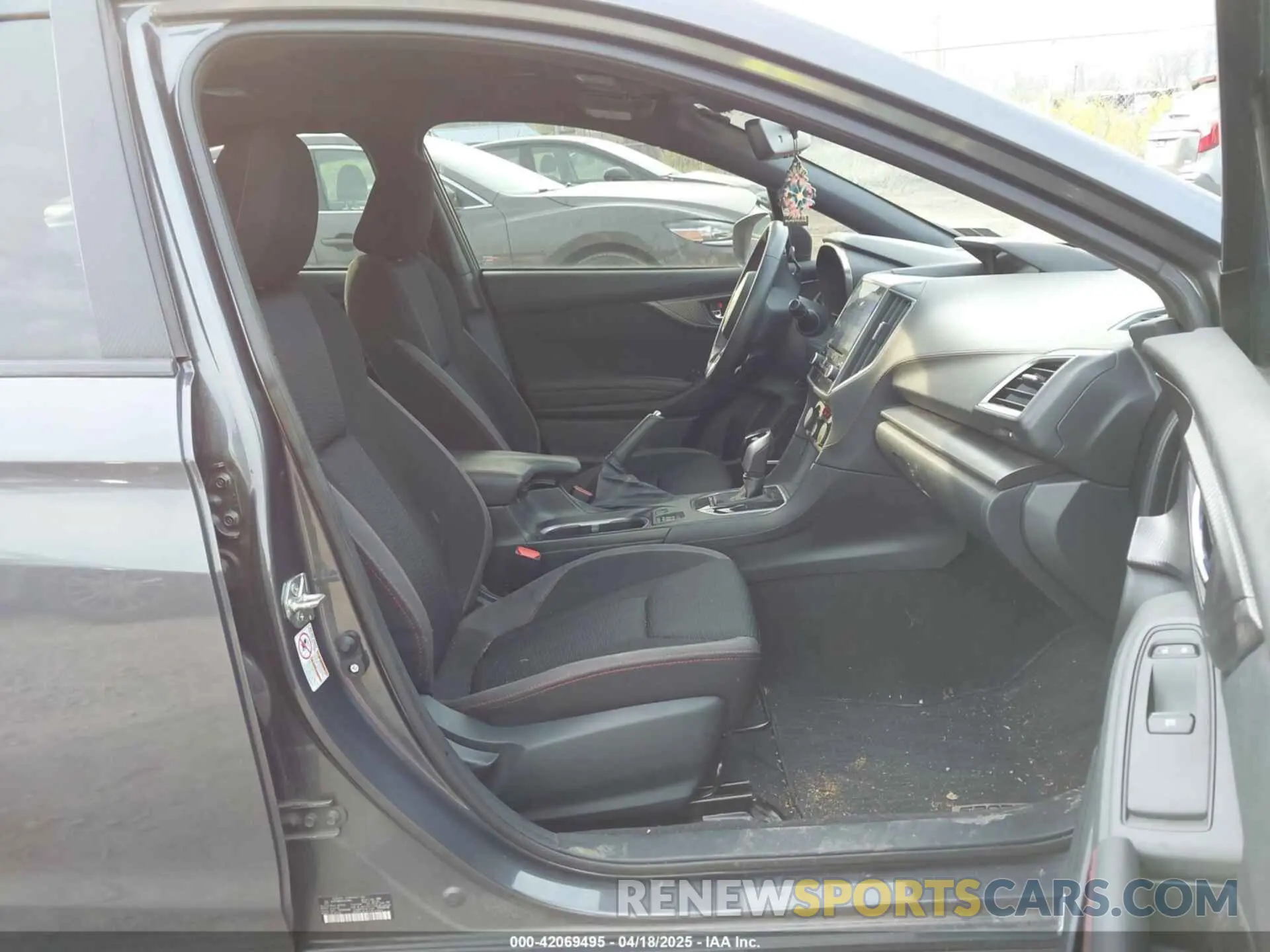 5 Photograph of a damaged car 4S3GKAM65K3610863 SUBARU IMPREZA 2019