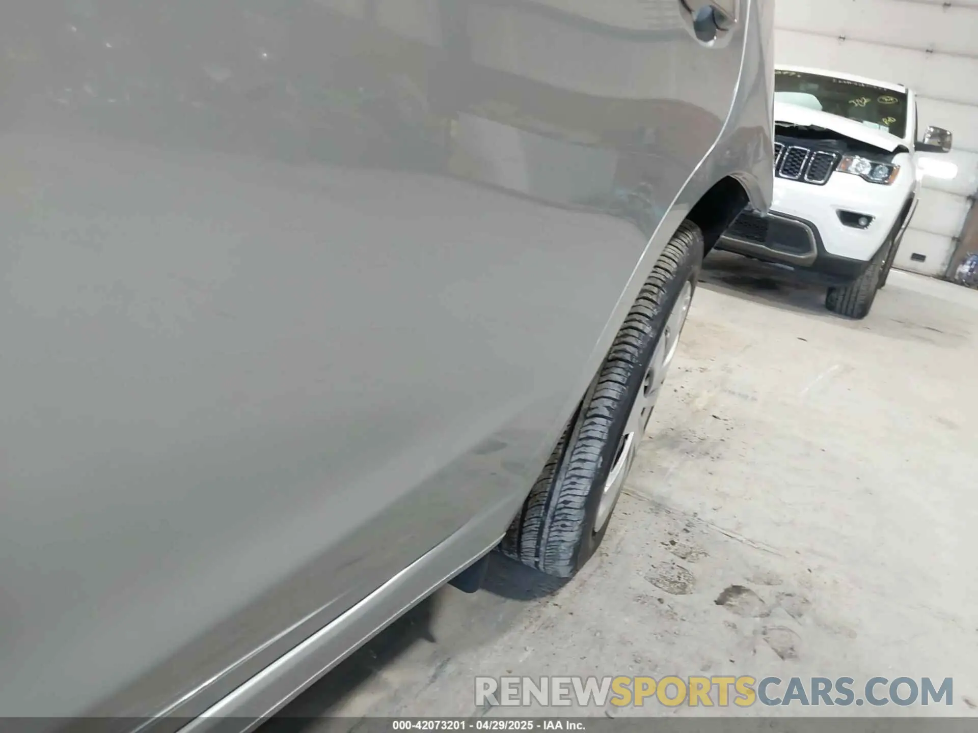 17 Photograph of a damaged car 4S3GTAB61K3737447 SUBARU IMPREZA 2019