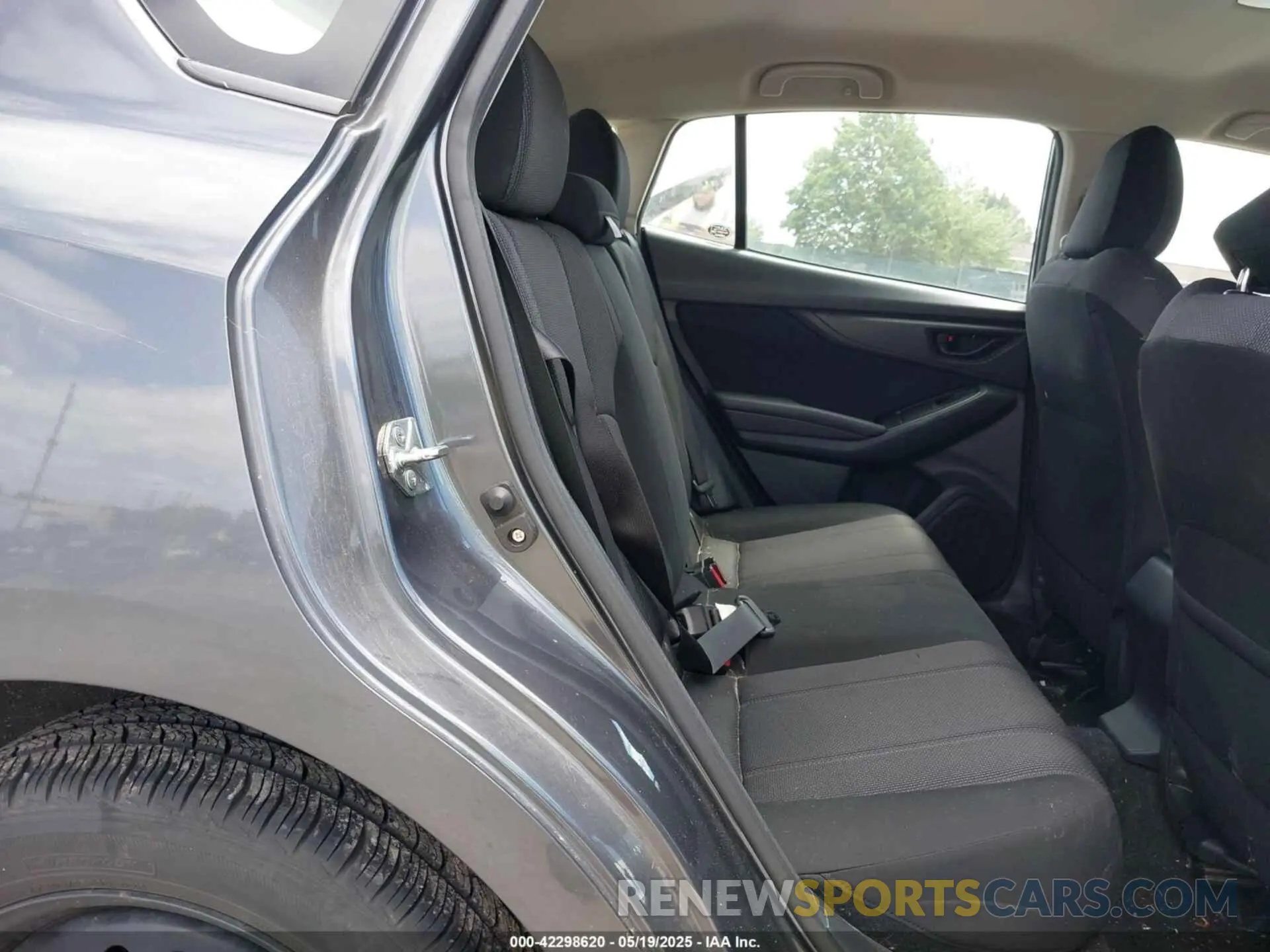 8 Photograph of a damaged car 4S3GTAB64K3737619 SUBARU IMPREZA 2019