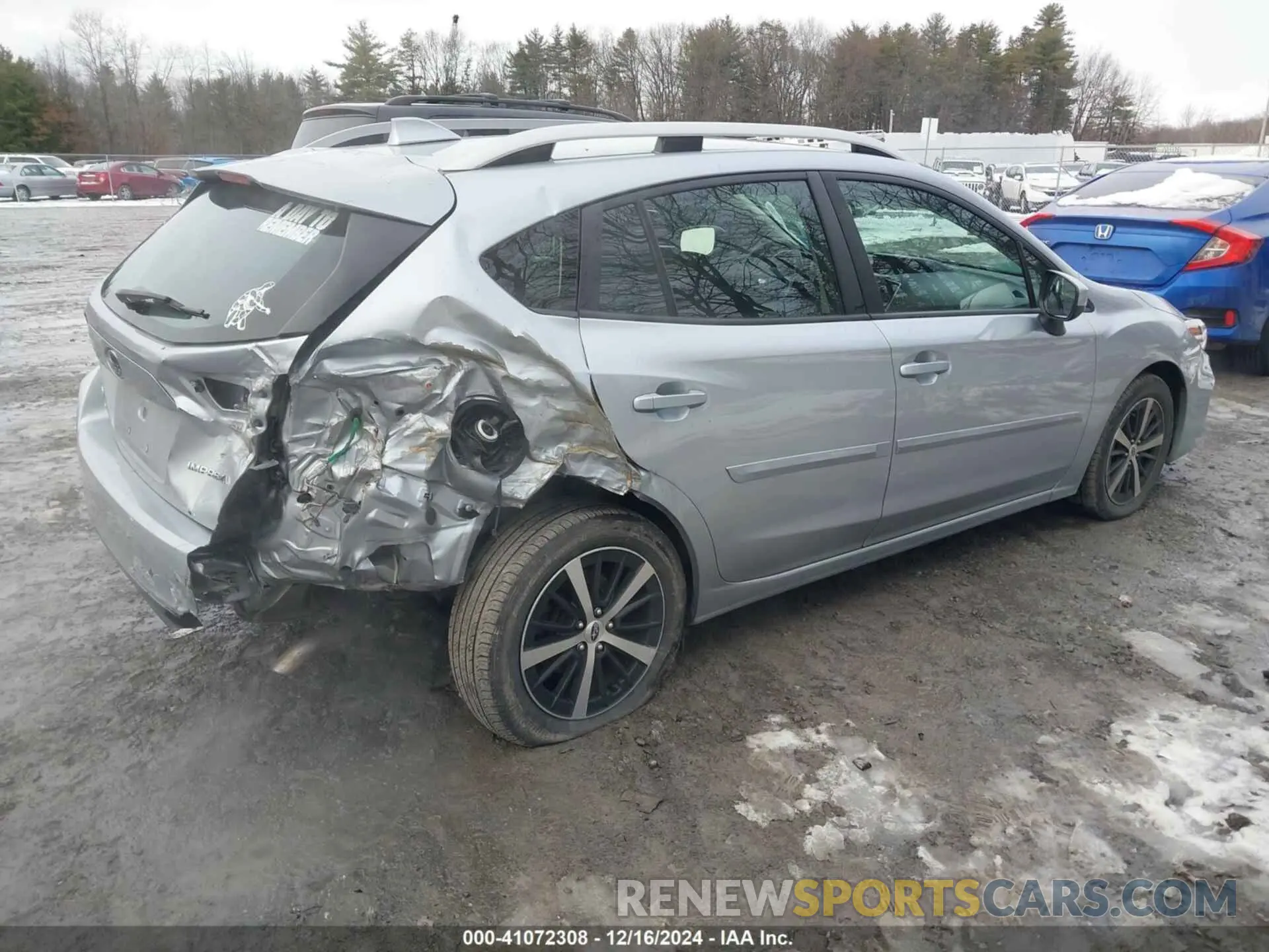 4 Photograph of a damaged car 4S3GTAC6XK3709130 SUBARU IMPREZA 2019