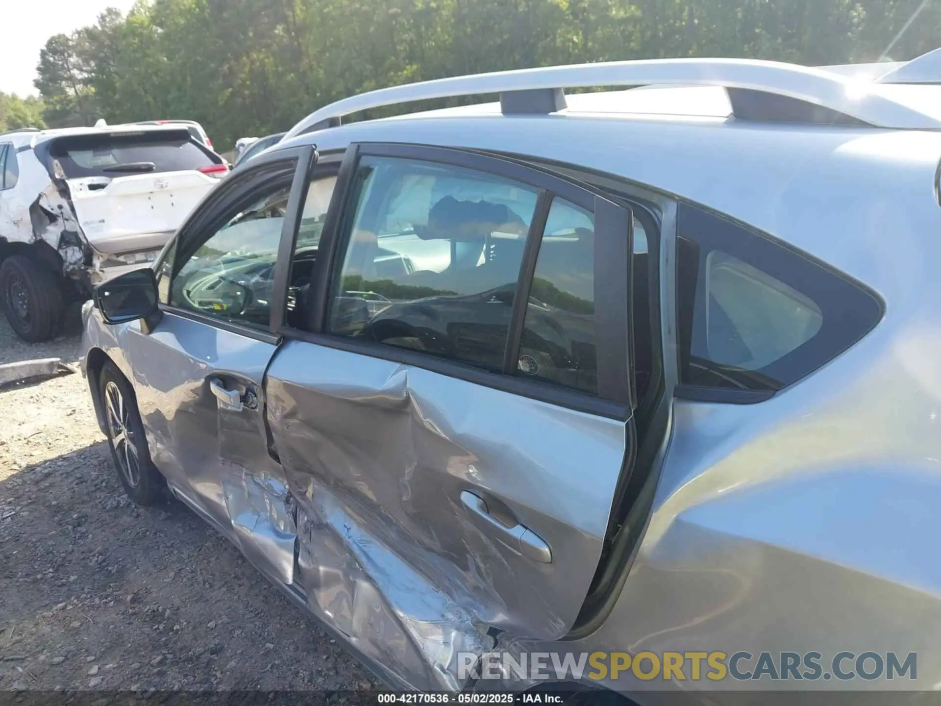 21 Photograph of a damaged car 4S3GTAC6XK3758439 SUBARU IMPREZA 2019