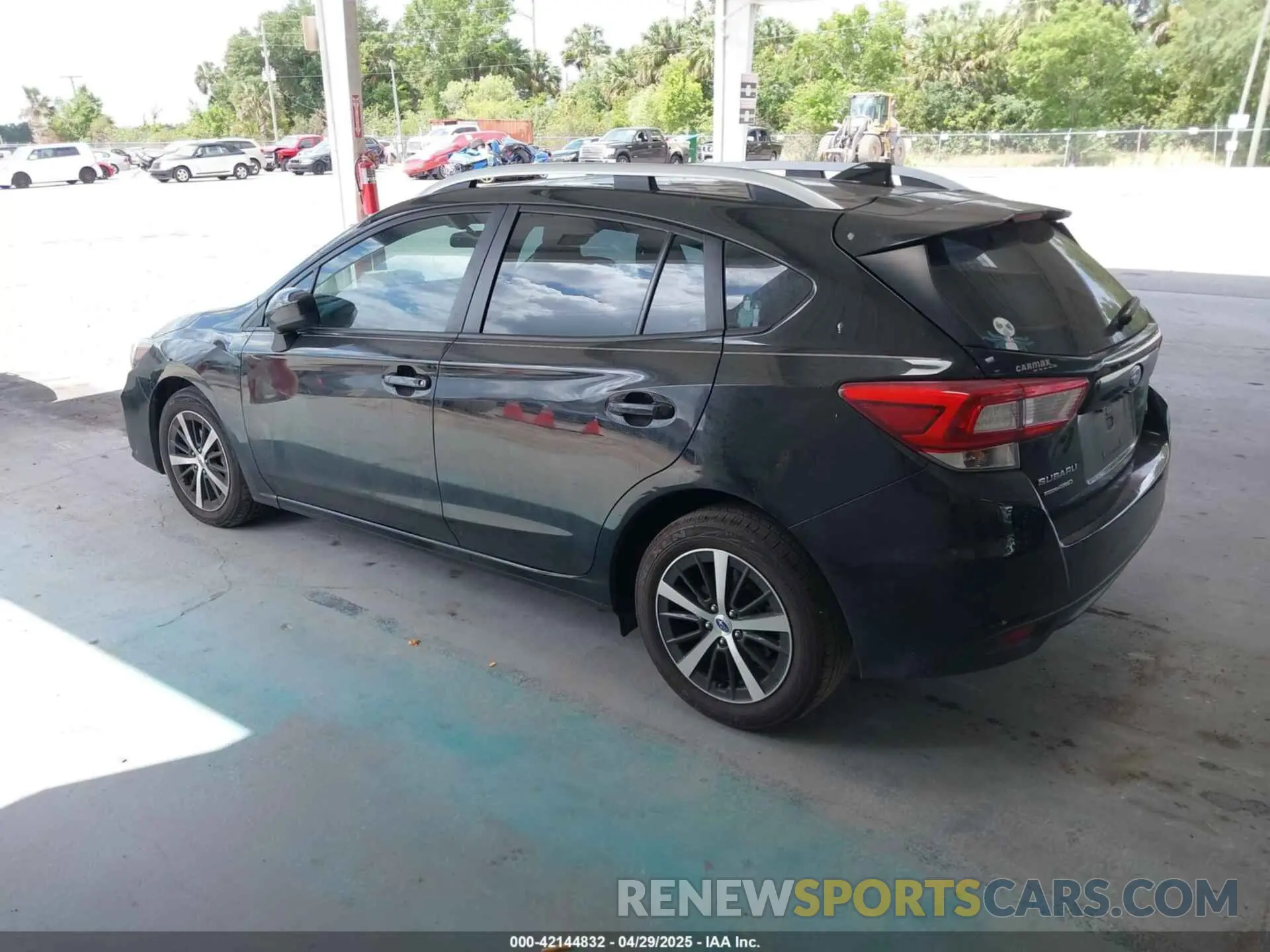 3 Photograph of a damaged car 4S3GTAD66K3730877 SUBARU IMPREZA 2019