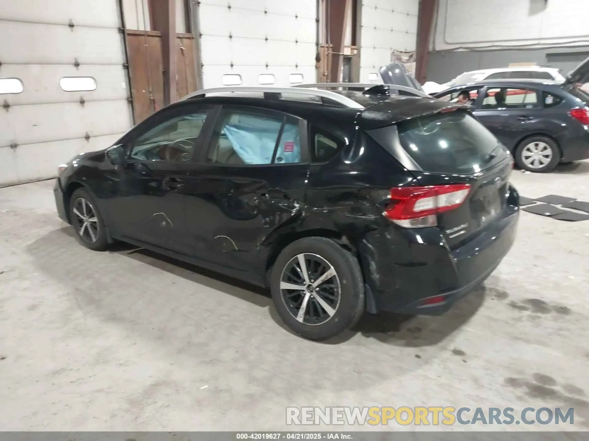 3 Photograph of a damaged car 4S3GTAD69K3706475 SUBARU IMPREZA 2019