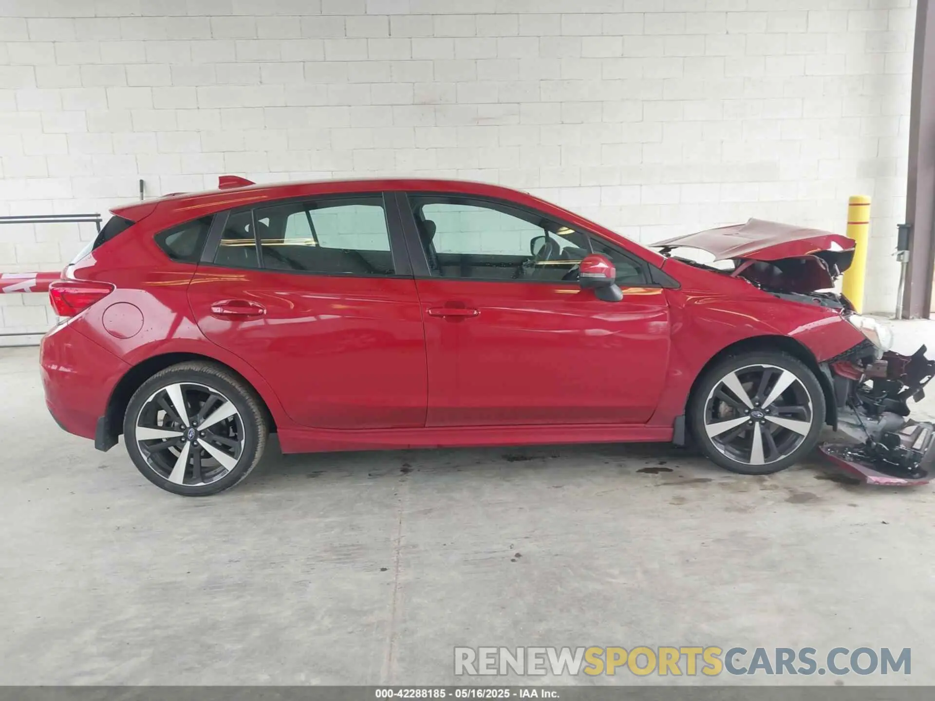 13 Photograph of a damaged car 4S3GTAJ62K1731329 SUBARU IMPREZA 2019
