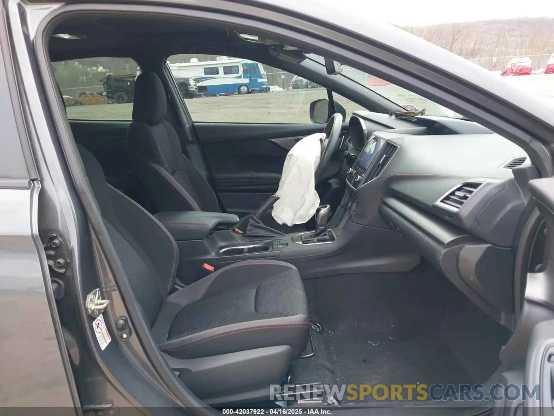 5 Photograph of a damaged car 4S3GTAM62K3761141 SUBARU IMPREZA 2019